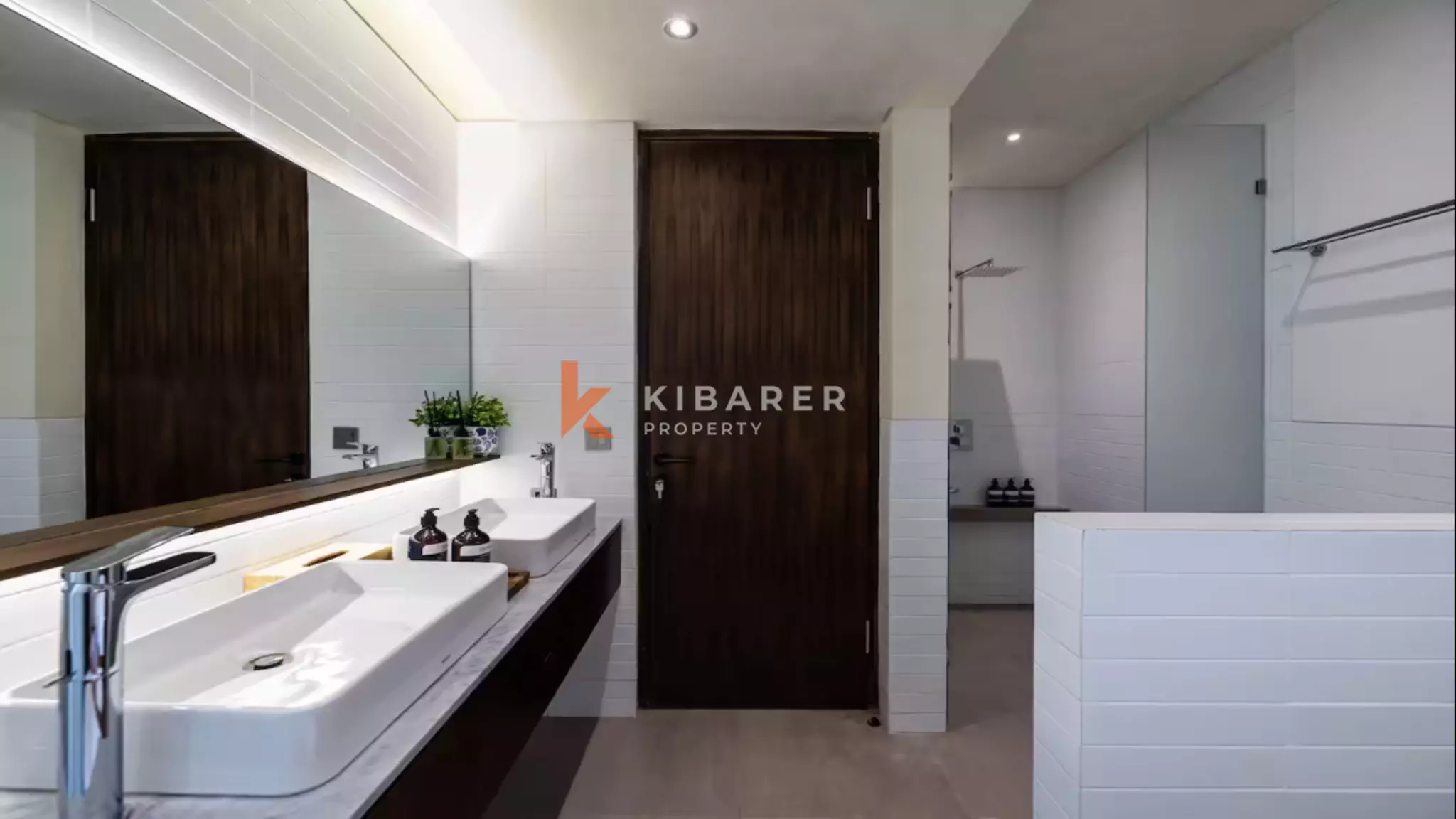 Élégante villa balinaise de trois chambres à Ungasan, style Japandi