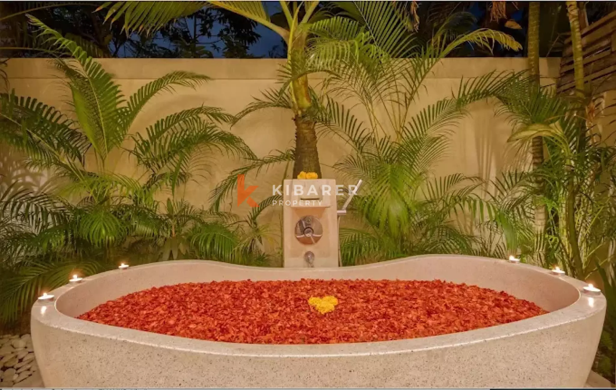 Charming Four-Bedroom Artsy Villa in Seminyak