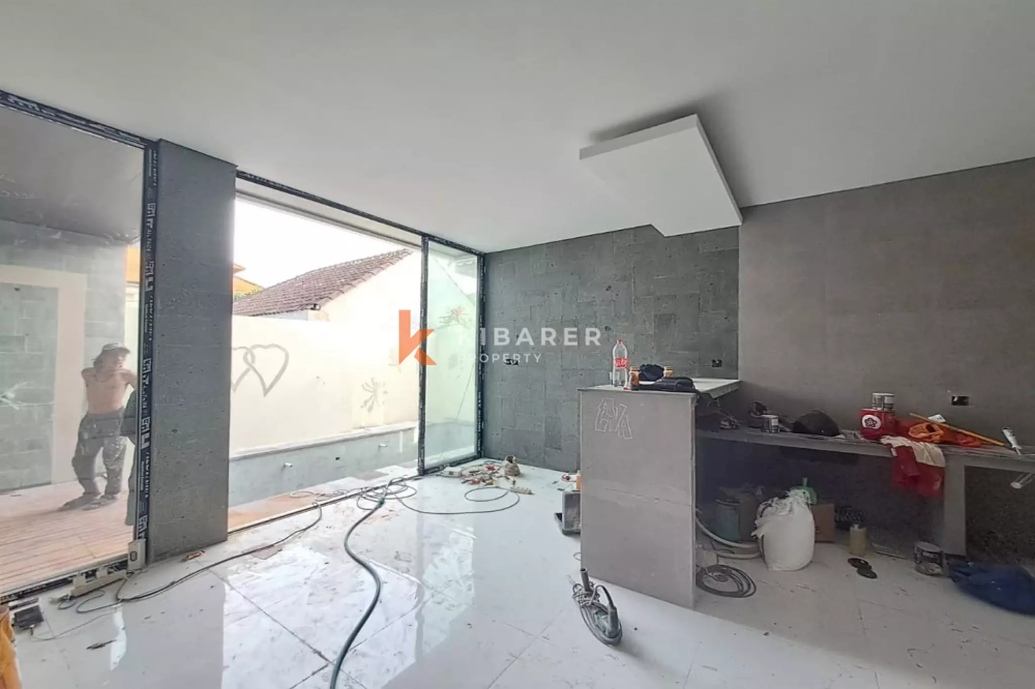 Villa minimaliste fermée de deux chambres dans un emplacement privilégié à Umalas (DISPONIBLE FIN DÉCEMBRE 2025)