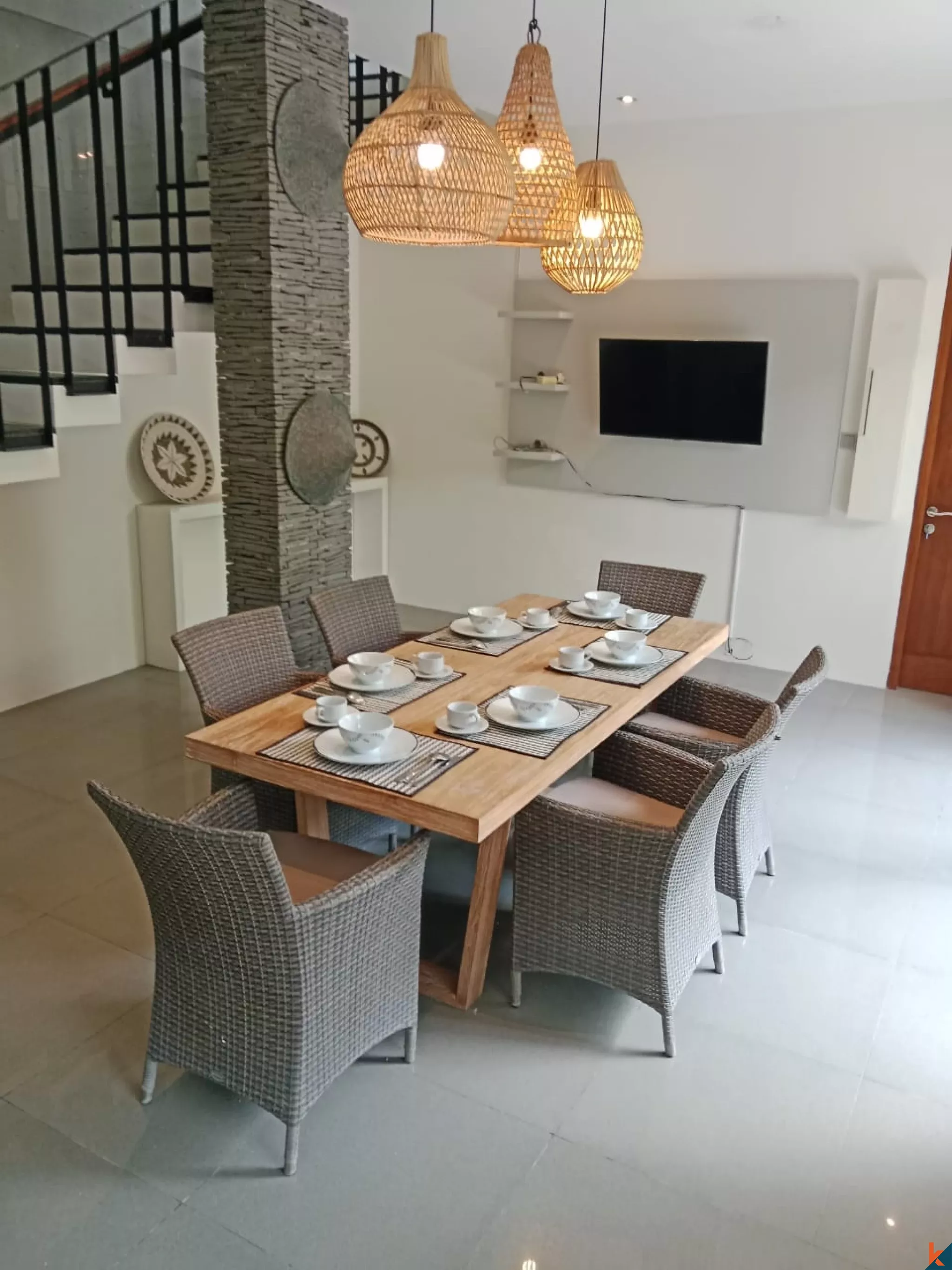 Charming 3+1 Bedroom Tropical Villa with Private Pool in Tibubeneng