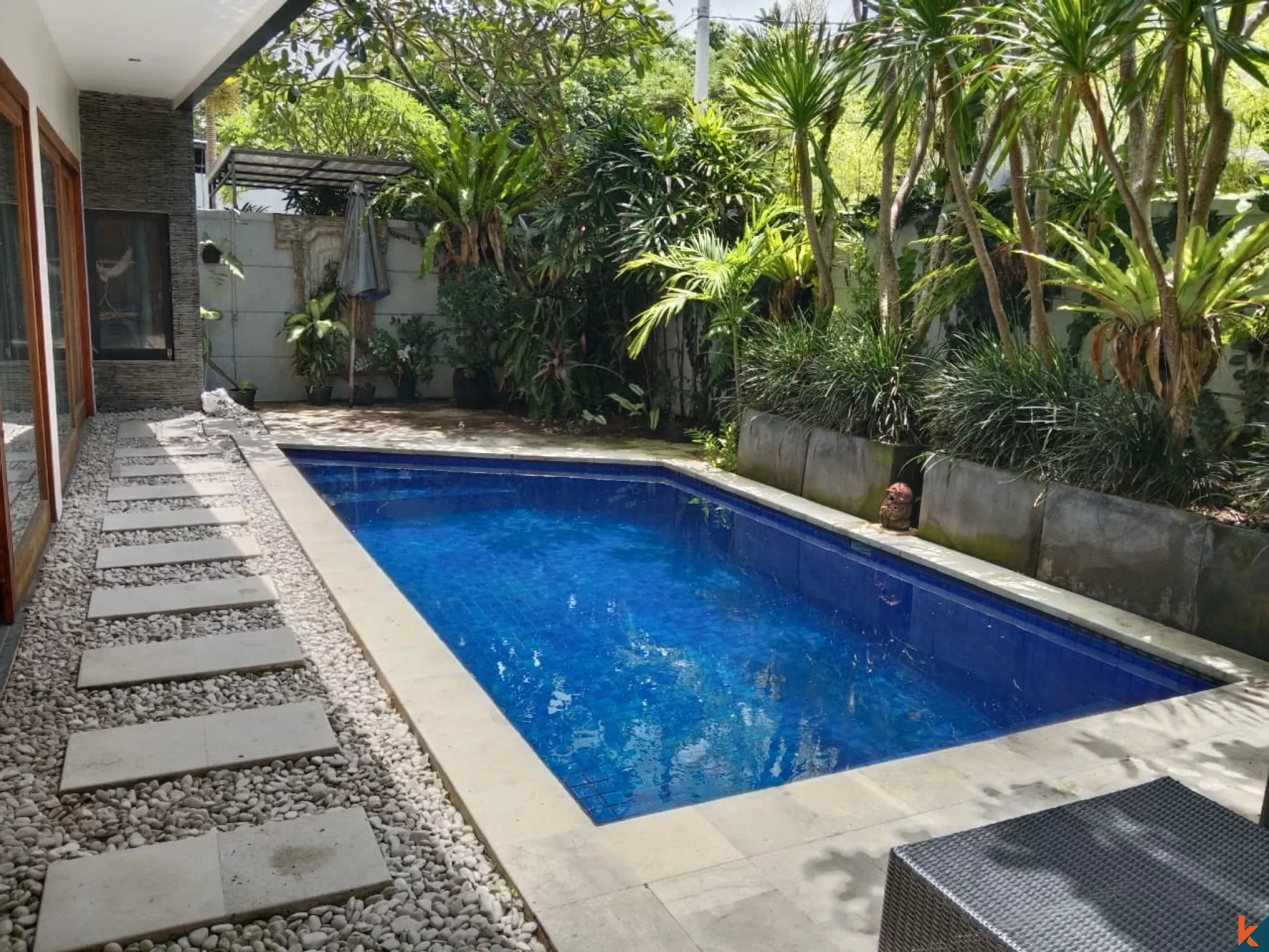Charming 3+1 Bedroom Tropical Villa with Private Pool in Tibubeneng
