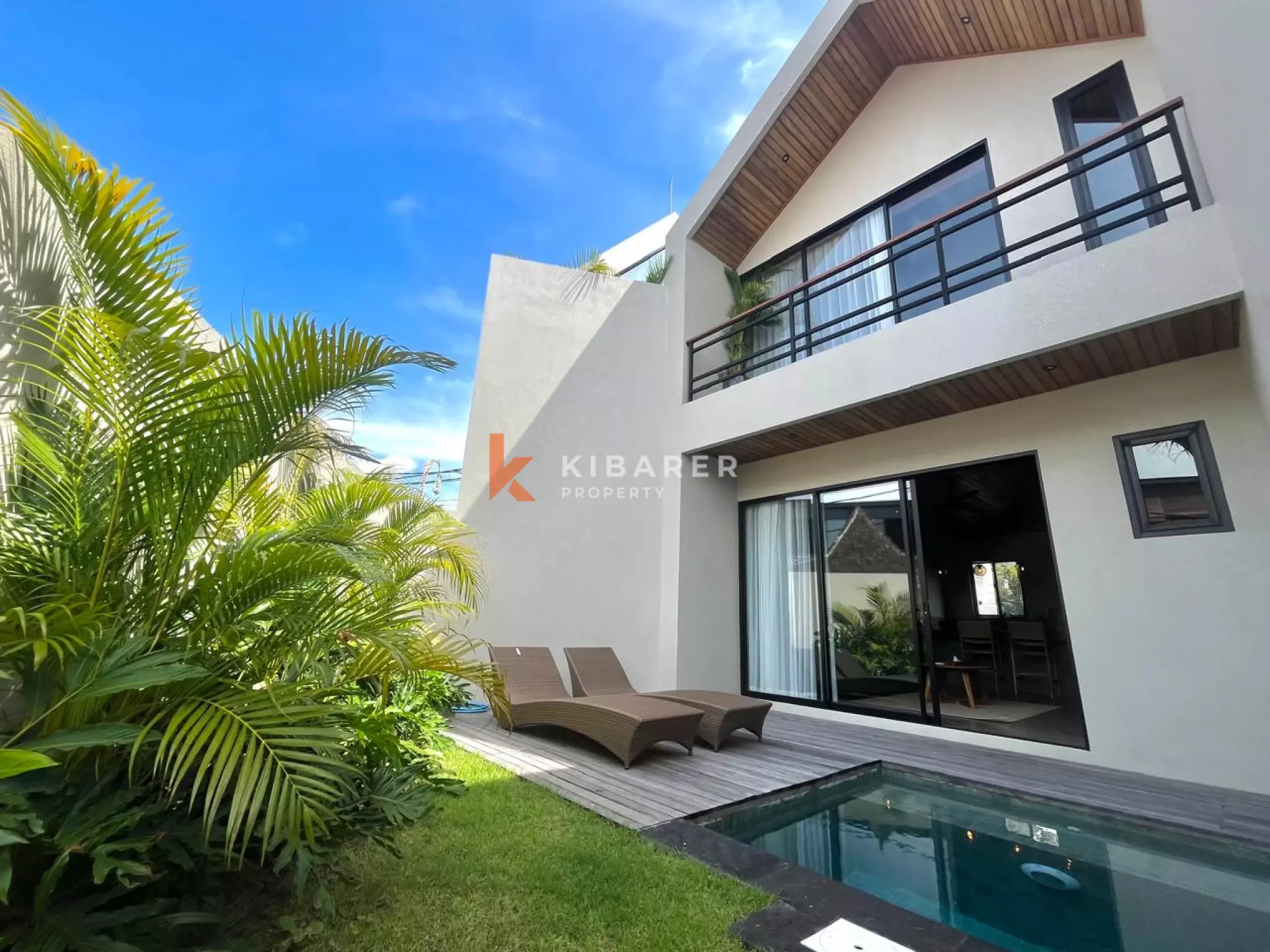 Modern Loft-Style One Bedroom  Townhouse in Strategic Canggu