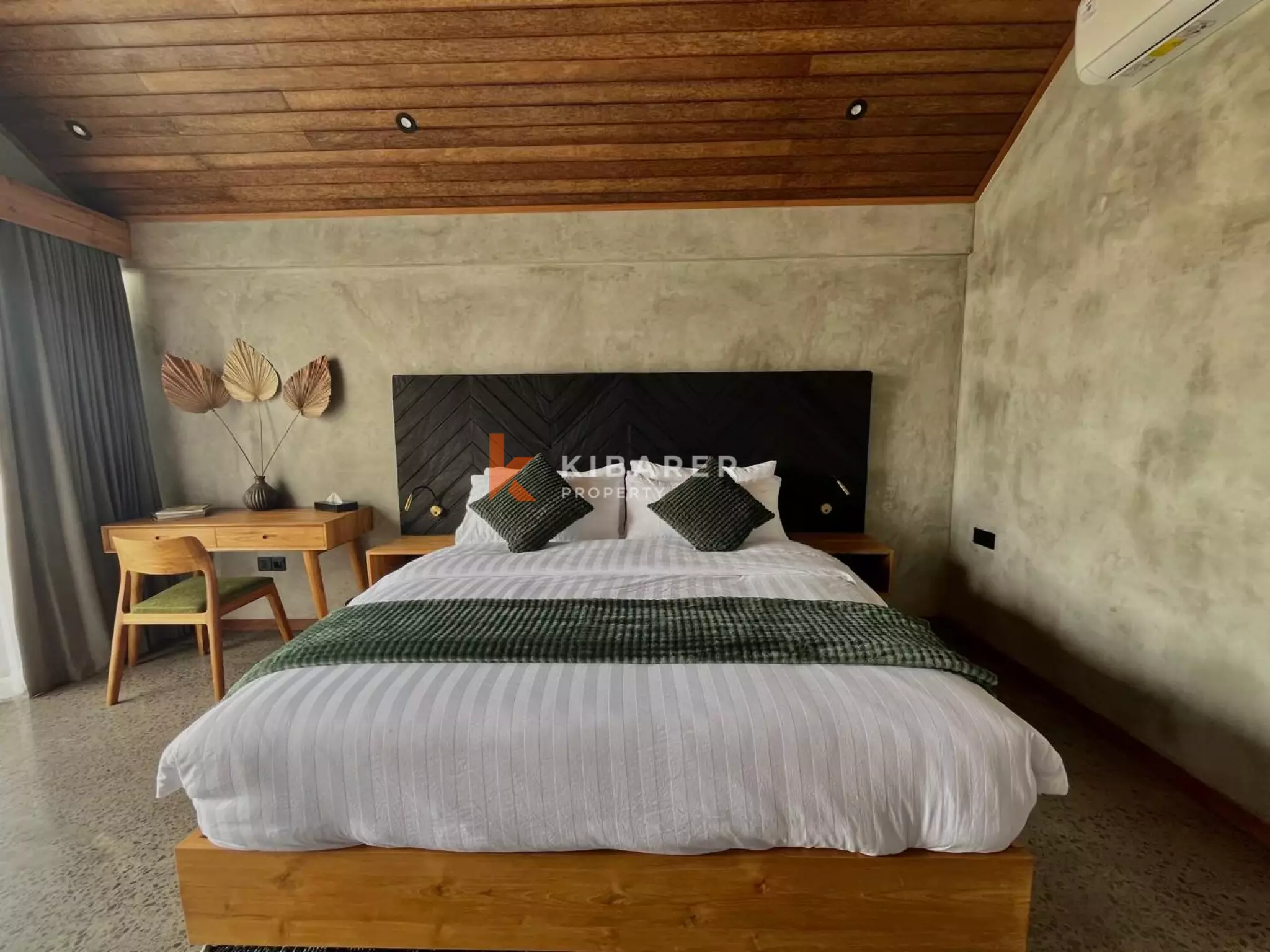 Modern Loft-Style One Bedroom  Townhouse in Strategic Canggu