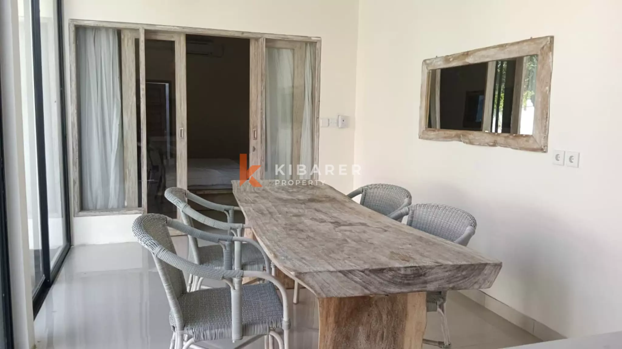 Comfortable Enclosed-Living Two-Bedroom Villa in Canggu