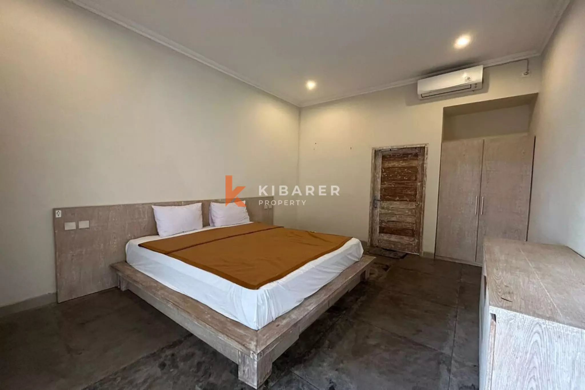 Comfortable Enclosed-Living Two-Bedroom Villa in Canggu