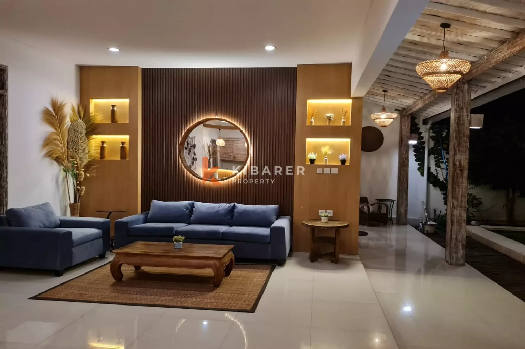 Newly Renovated Three-Bedrooms Open Living Villa in Berawa