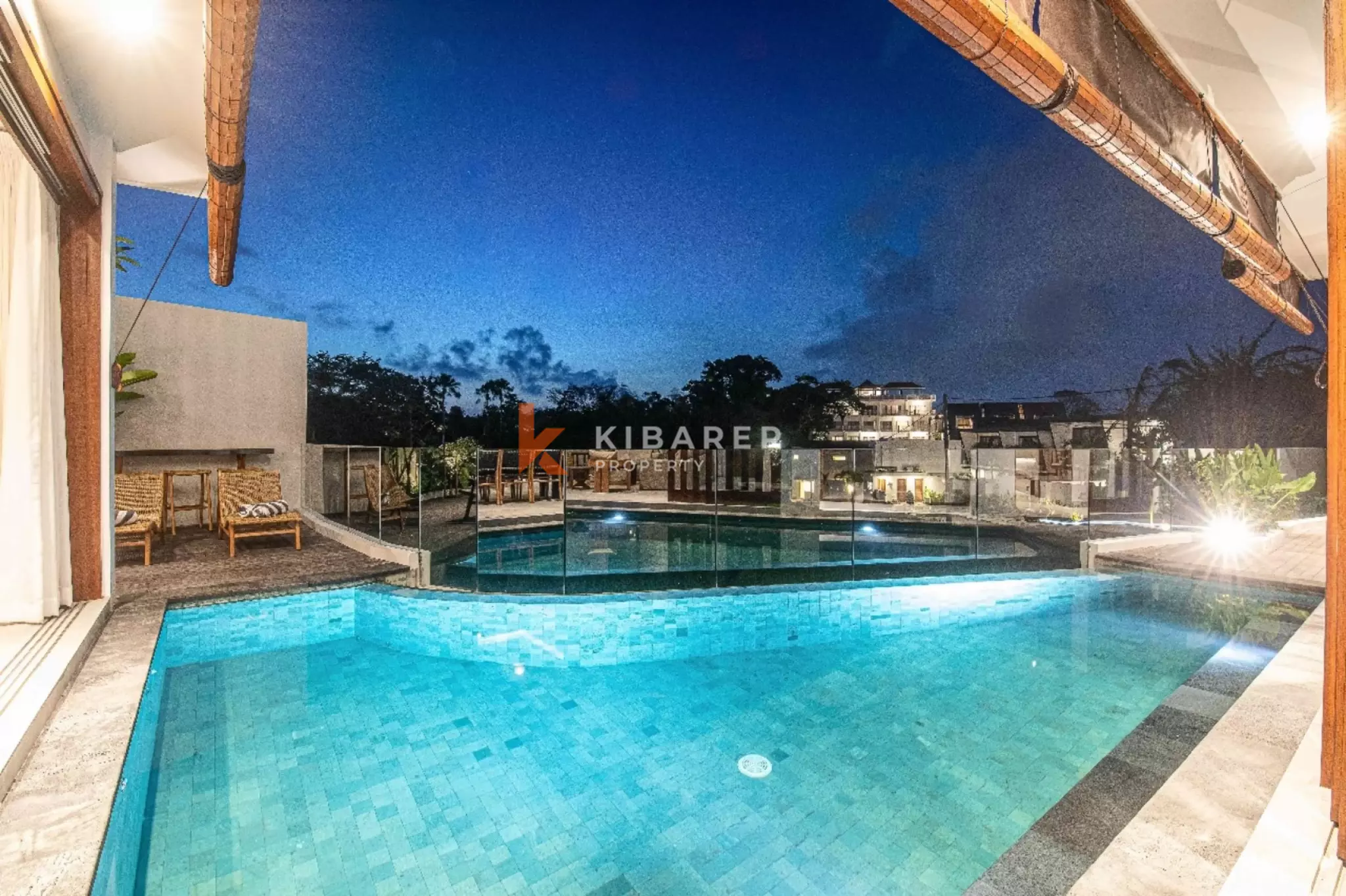 Rasakan Kehidupan di Pererenan dengan Vila Modern Lima Kamar Tidur dan Ketenangan Sawah