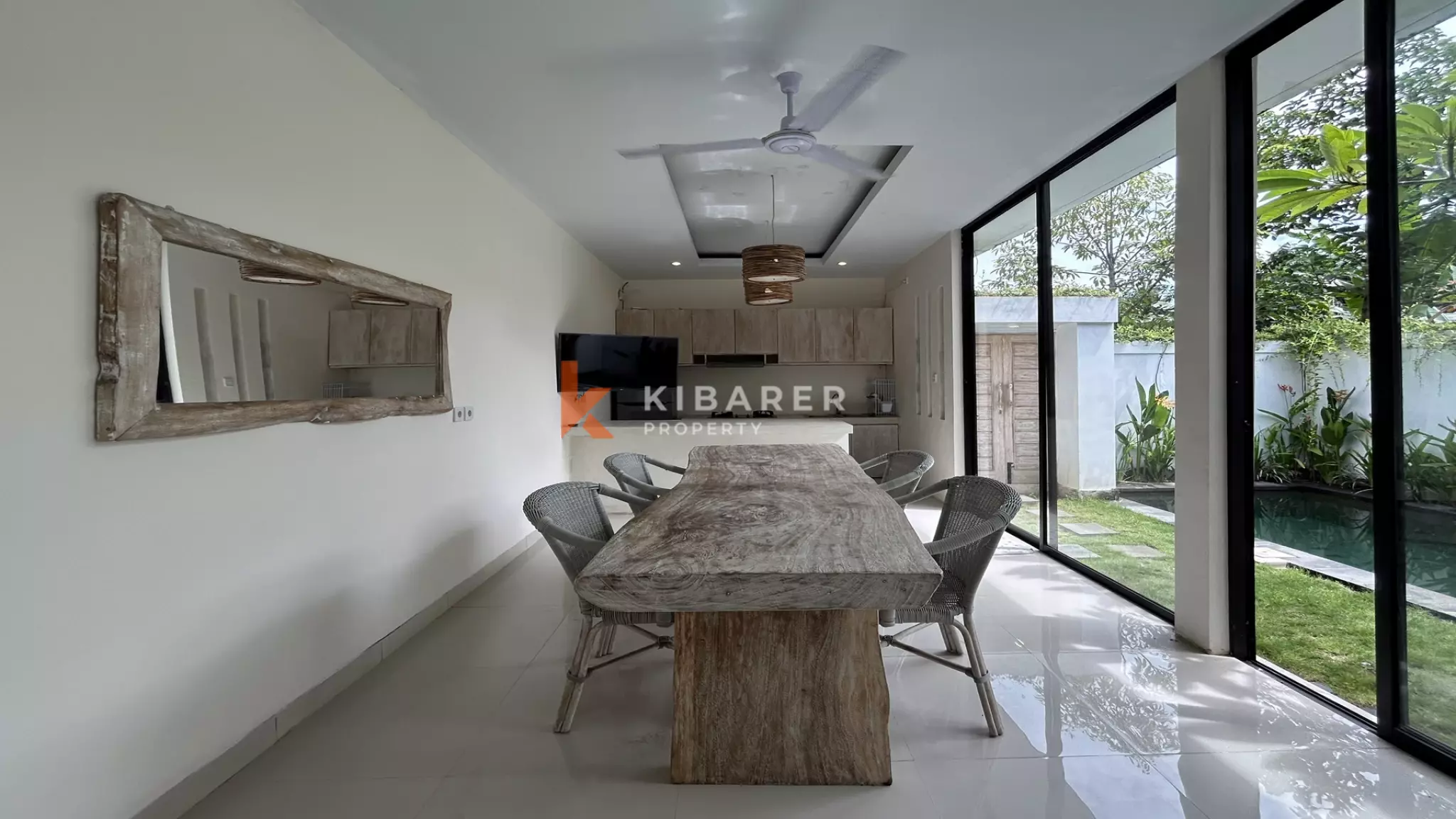 Villa confortable de deux chambres avec séjour fermé à Canggu