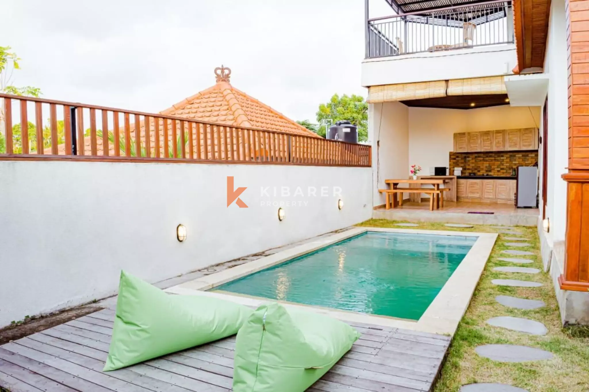 Vila Dua Kamar Tidur Bertema Alam di Pererenan