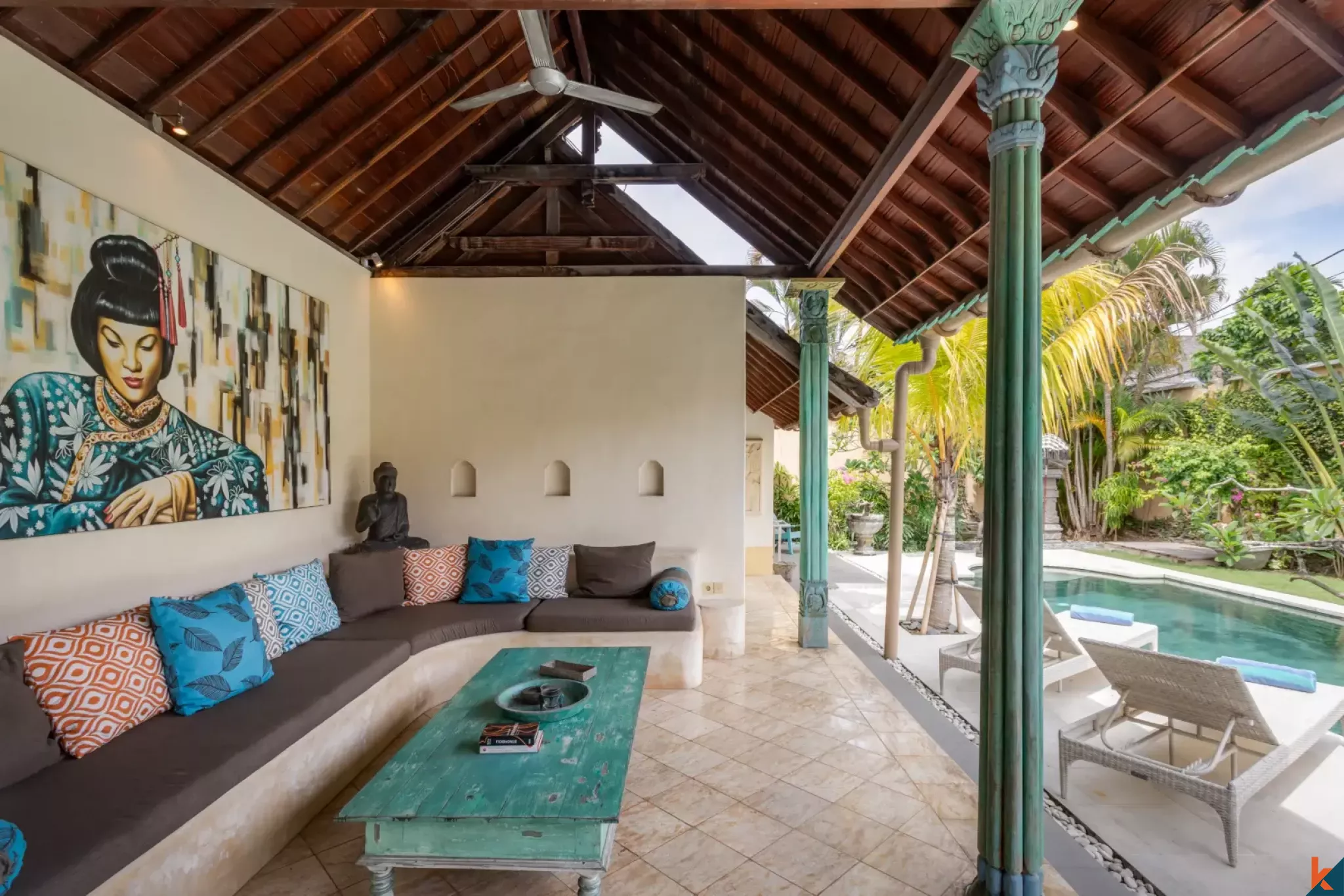 Charmante villa traditionnelle de trois chambres à coucher en location dans le quartier central de Drupadi