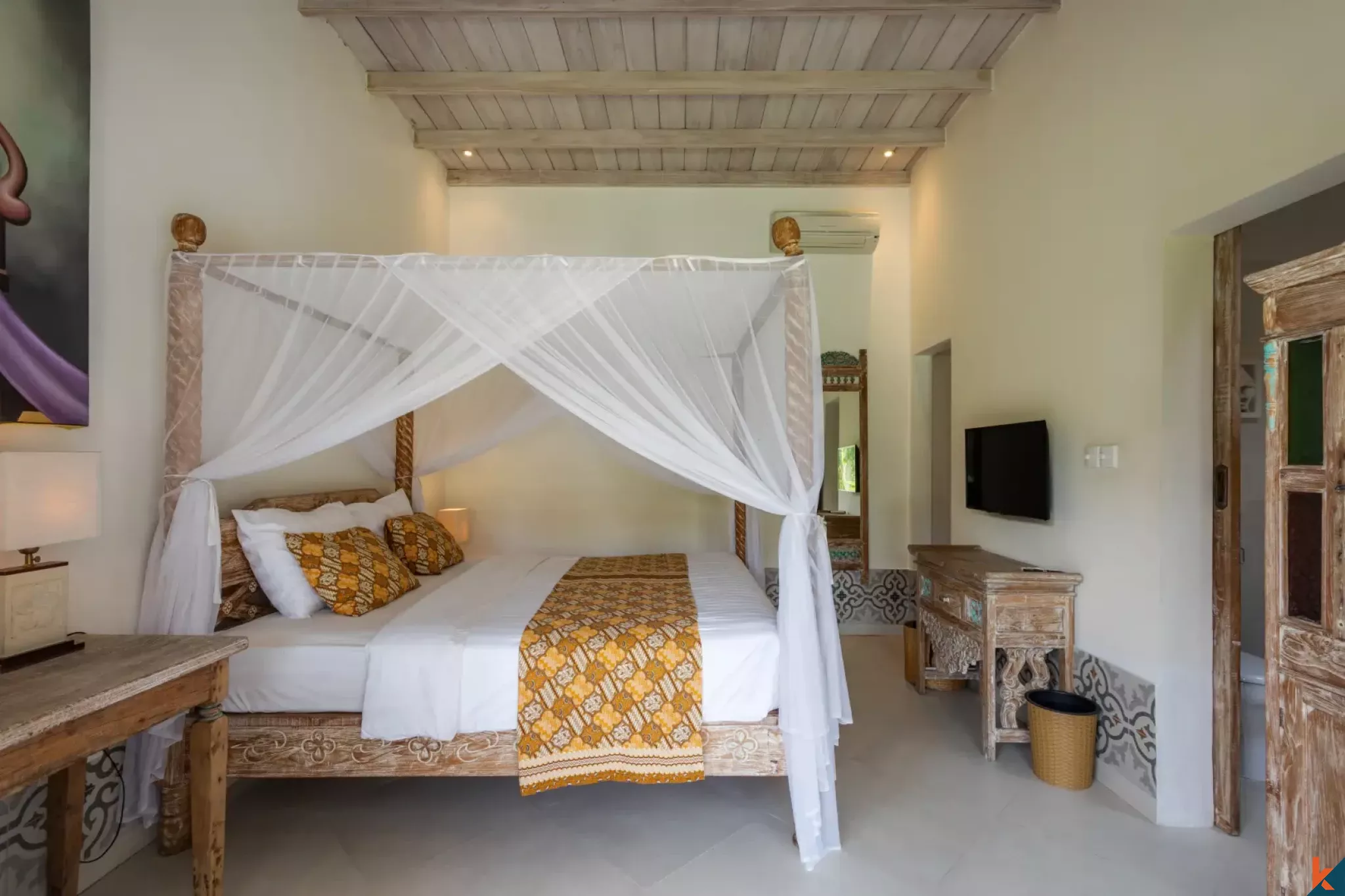 Charmante villa traditionnelle de trois chambres à coucher en location dans le quartier central de Drupadi