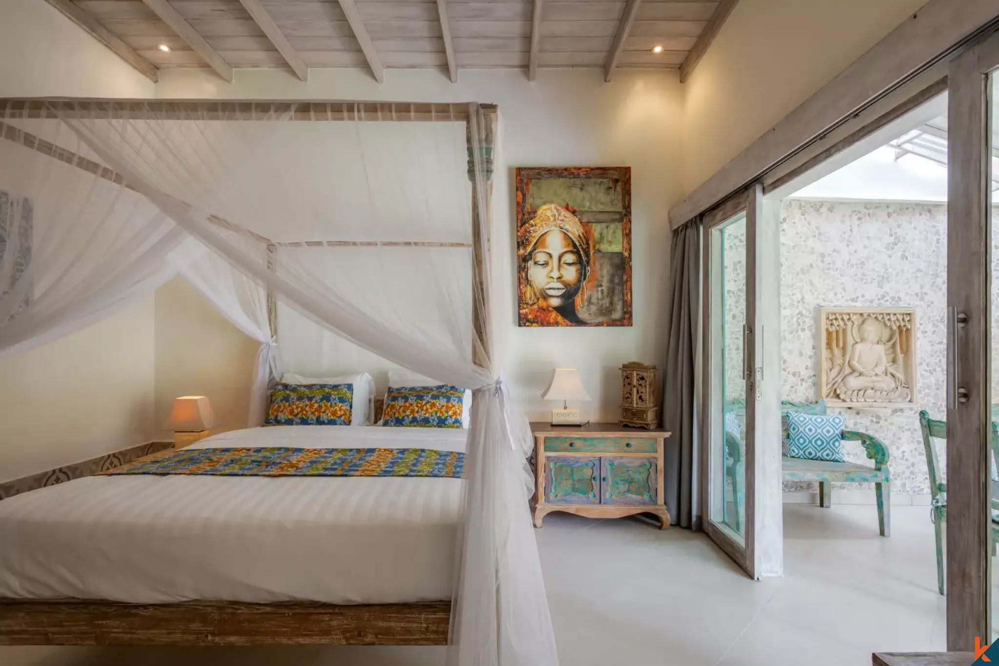 Charmante villa traditionnelle de trois chambres à coucher en location dans le quartier central de Drupadi