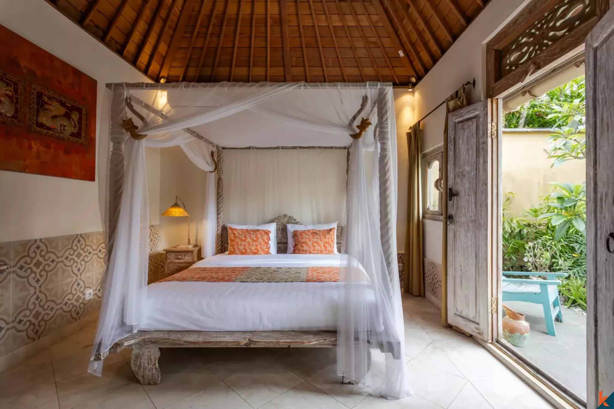 Charmante villa traditionnelle de trois chambres à coucher en location dans le quartier central de Drupadi