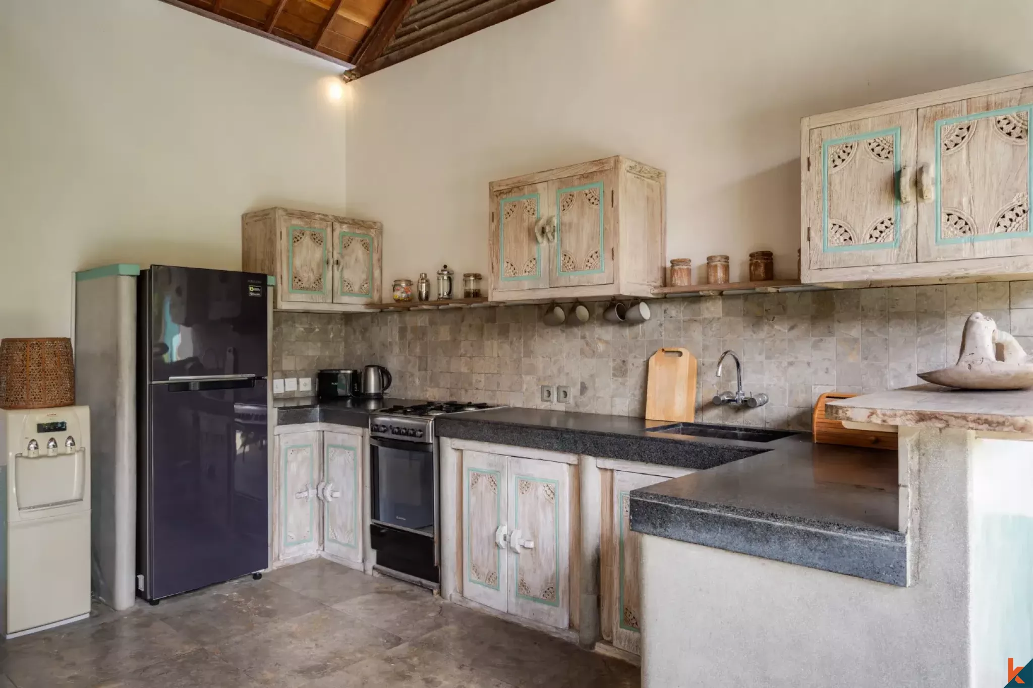 Charming Balinese Three Bedroom Villa for Lease in Central Drupadi