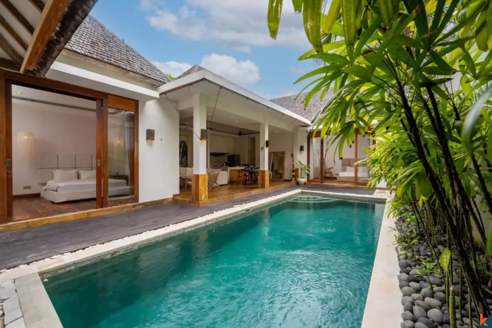 Vila liburan dengan dua kamar tidur dan hak sewa di bagian utara Seminyak