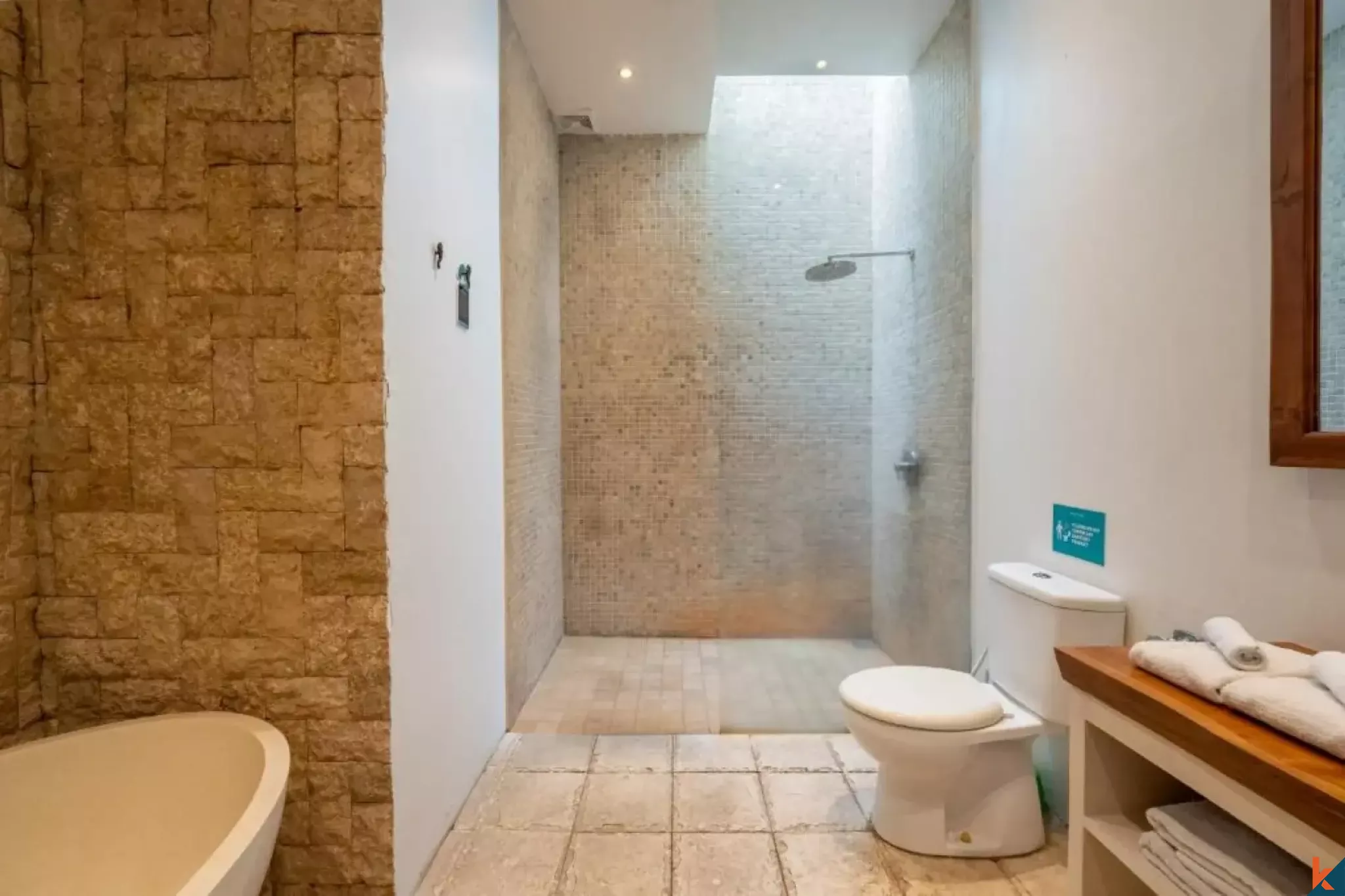 Vila liburan dengan dua kamar tidur dan hak sewa di bagian utara Seminyak