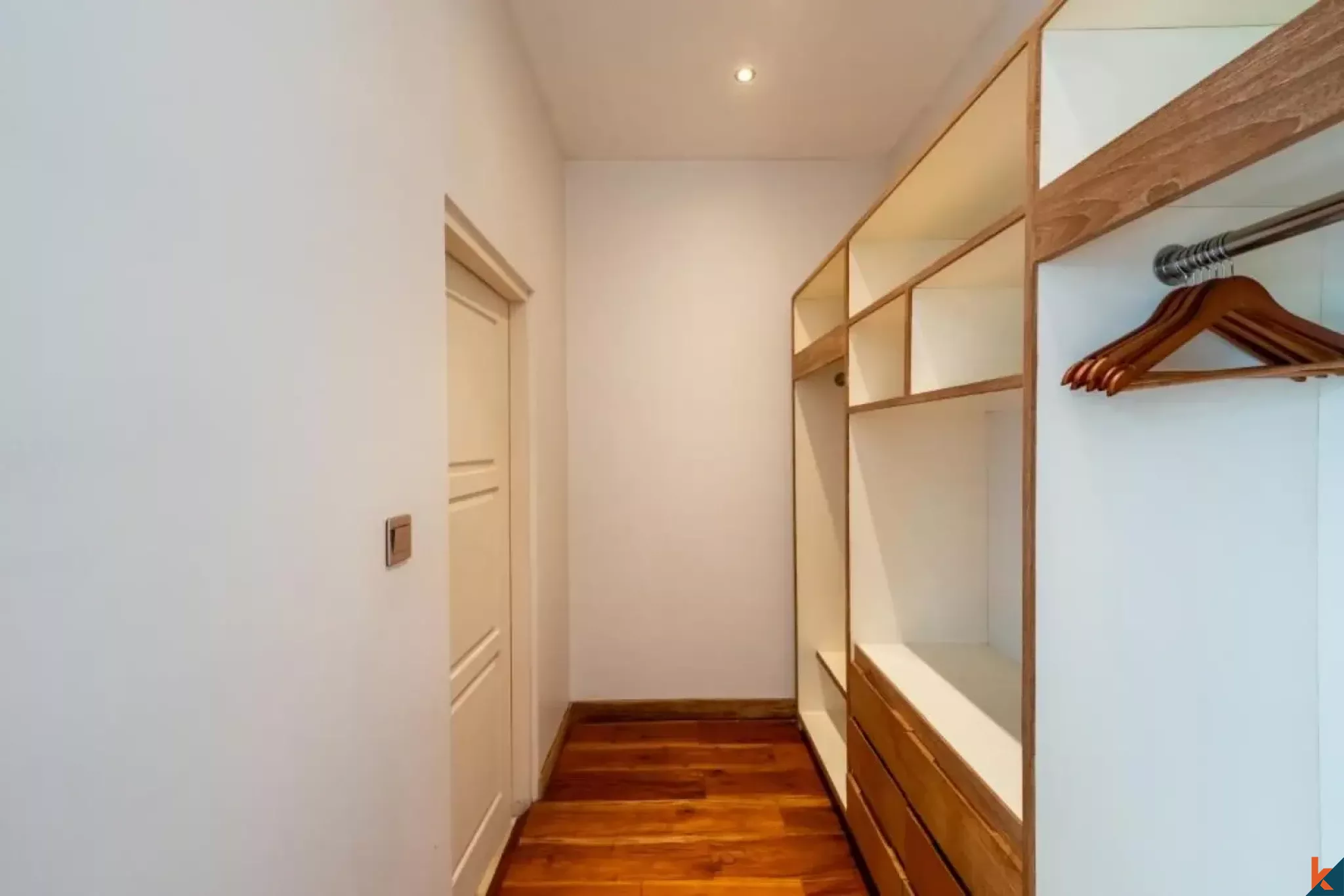 Vila liburan dengan dua kamar tidur dan hak sewa di bagian utara Seminyak