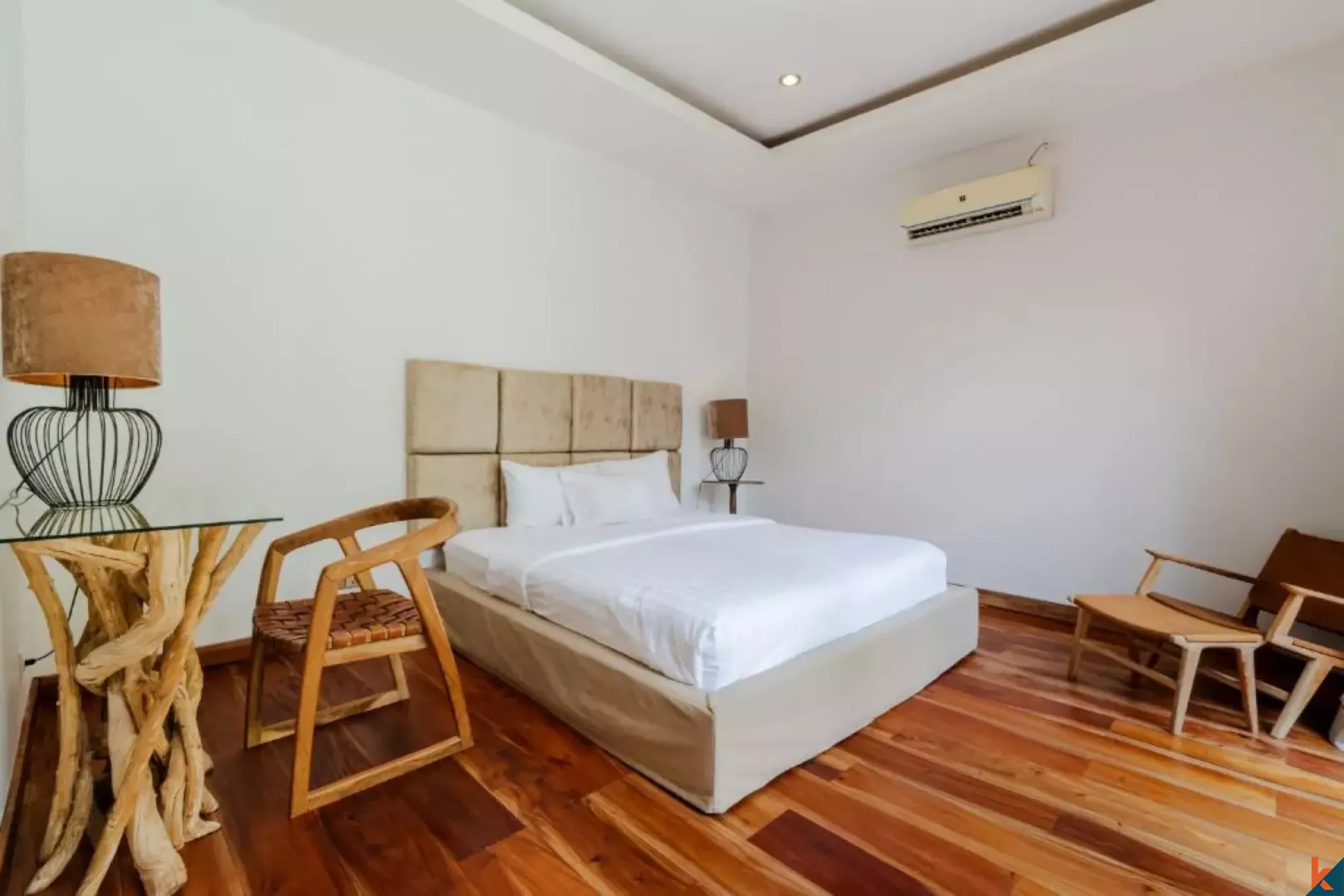 Vila liburan dengan dua kamar tidur dan hak sewa di bagian utara Seminyak