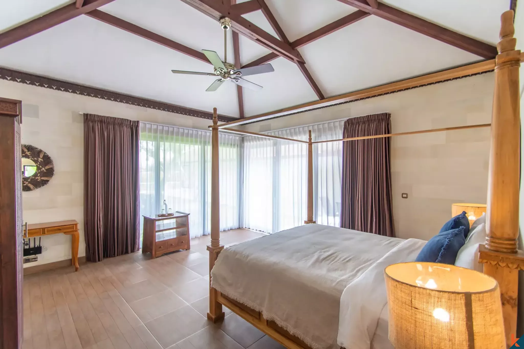 Superbe propriété immobilière de six chambres avec vue sur les rizières verdoyantes à Babakan