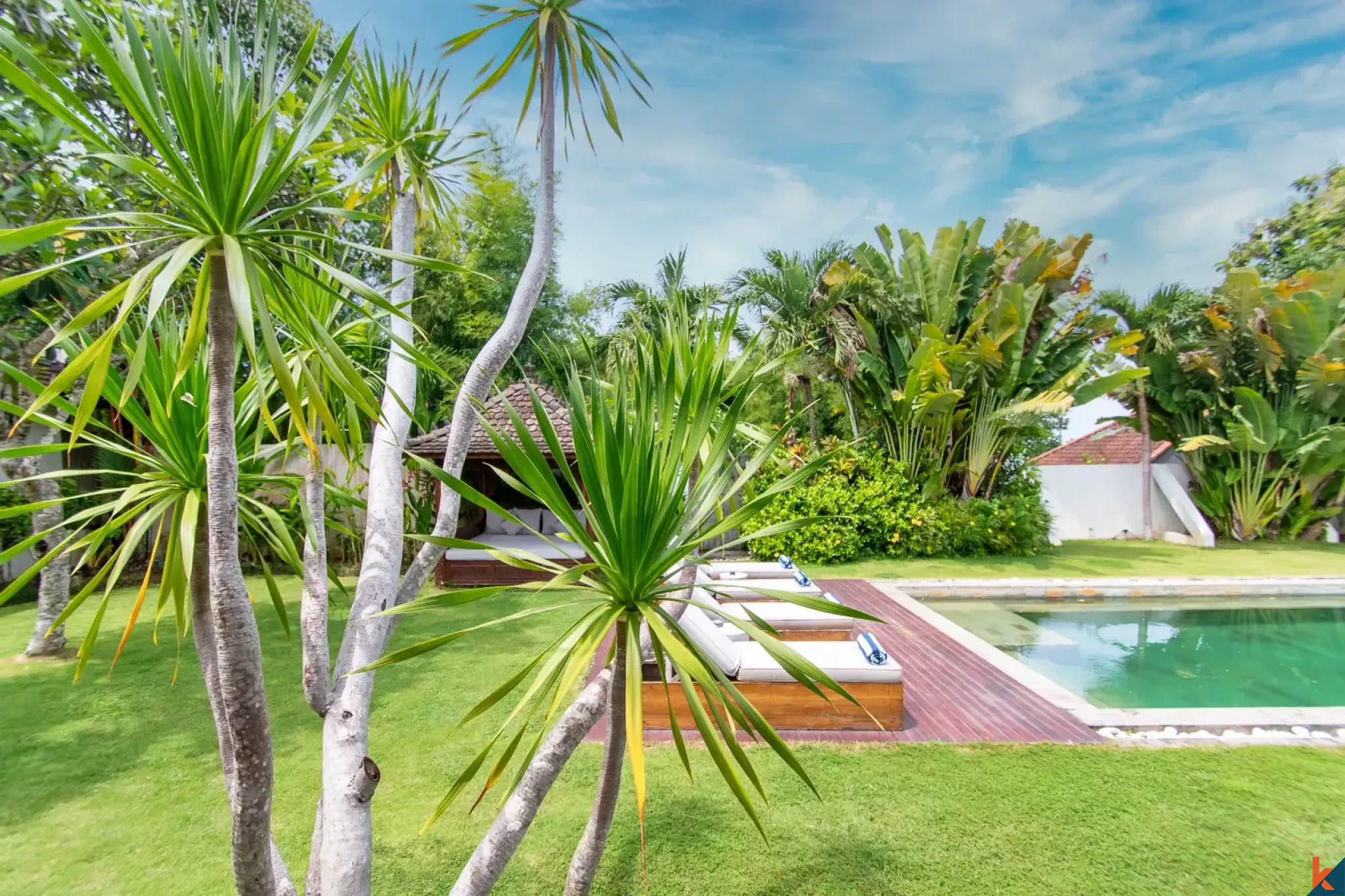 Superbe propriété immobilière de six chambres avec vue sur les rizières verdoyantes à Babakan