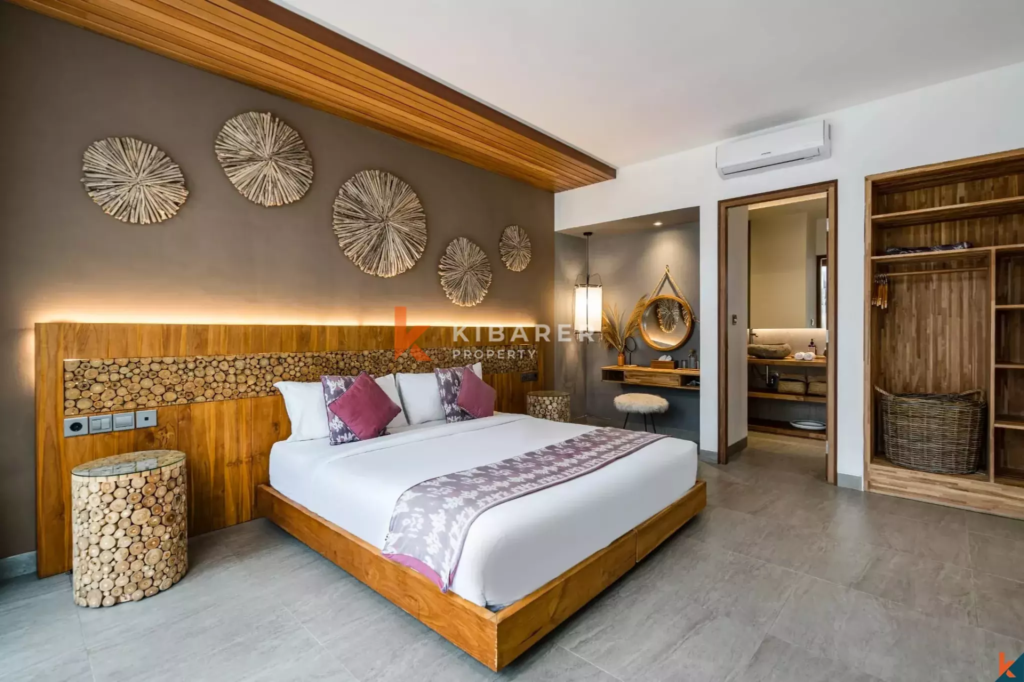 Hunian Mewah di Jantung Ubud - Enam Suite Pribadi di Lahan Seluas 1000 m²