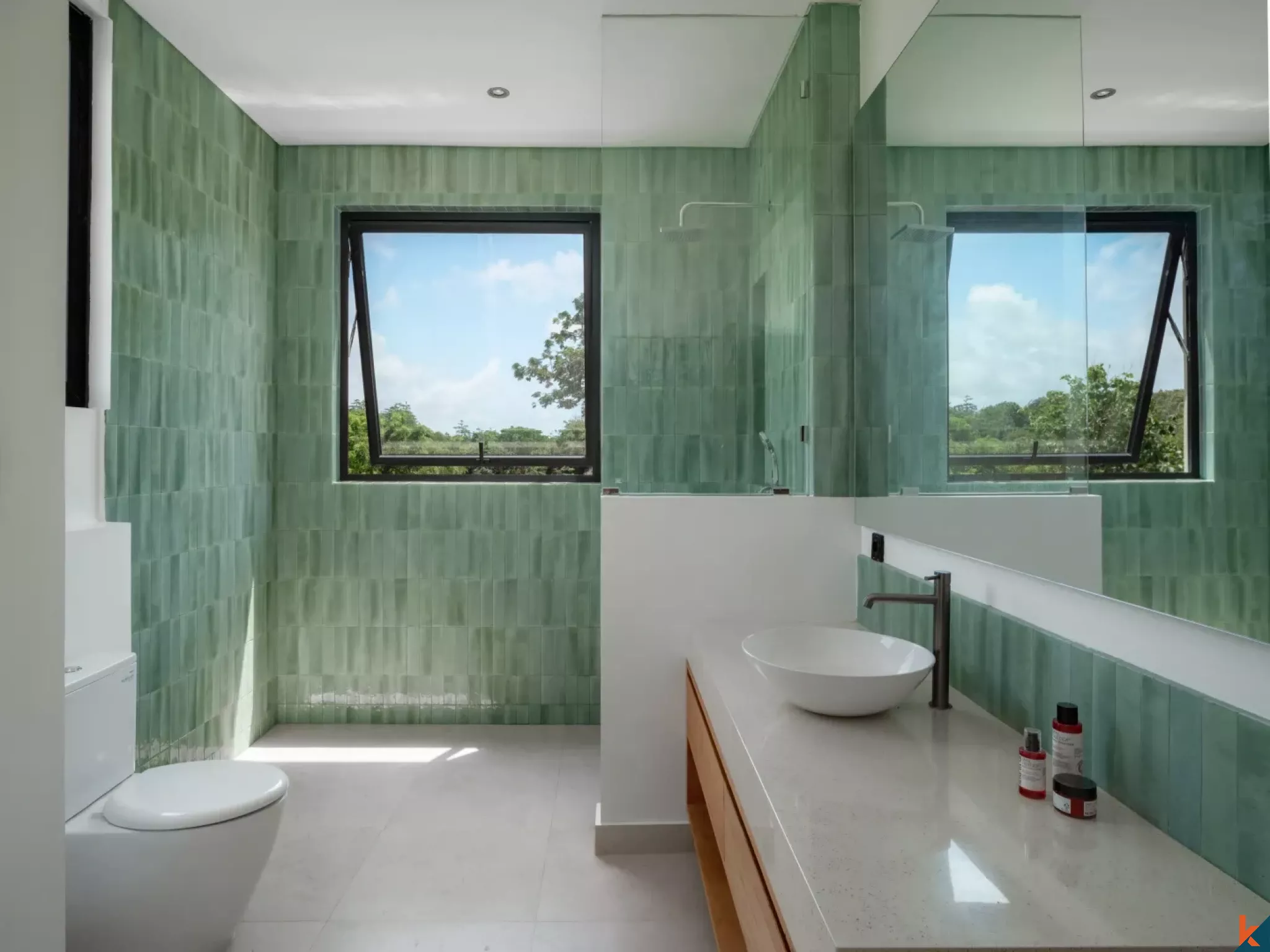 Brand new modern ocean views three bedroom real estate in Uluwatu