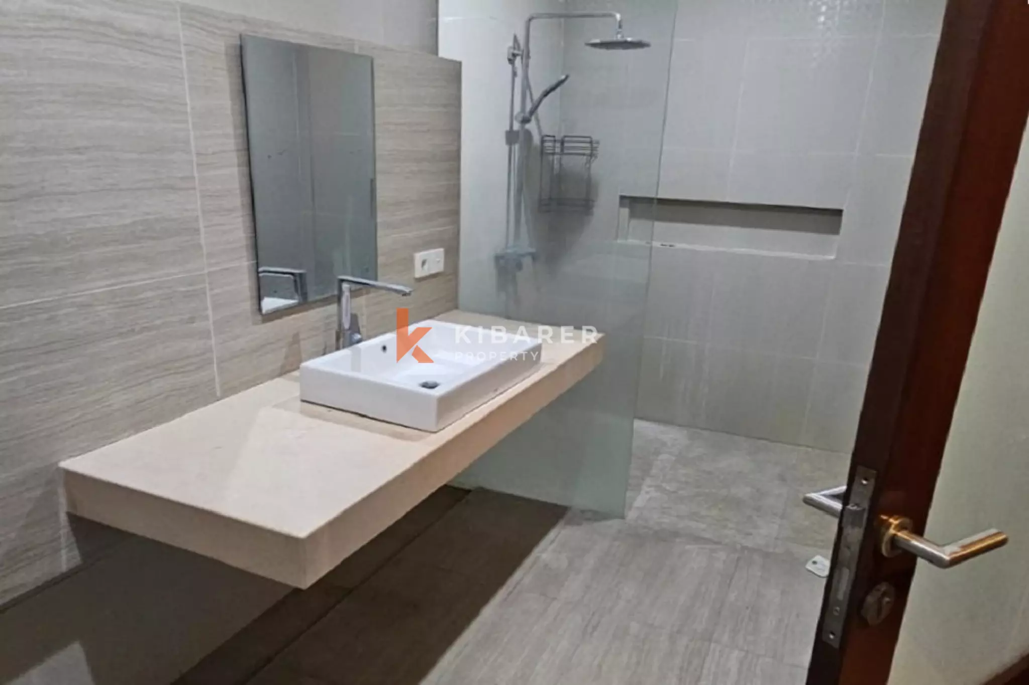 Villa de deux chambres avec piscine privée et espace de vie clos à Sanur