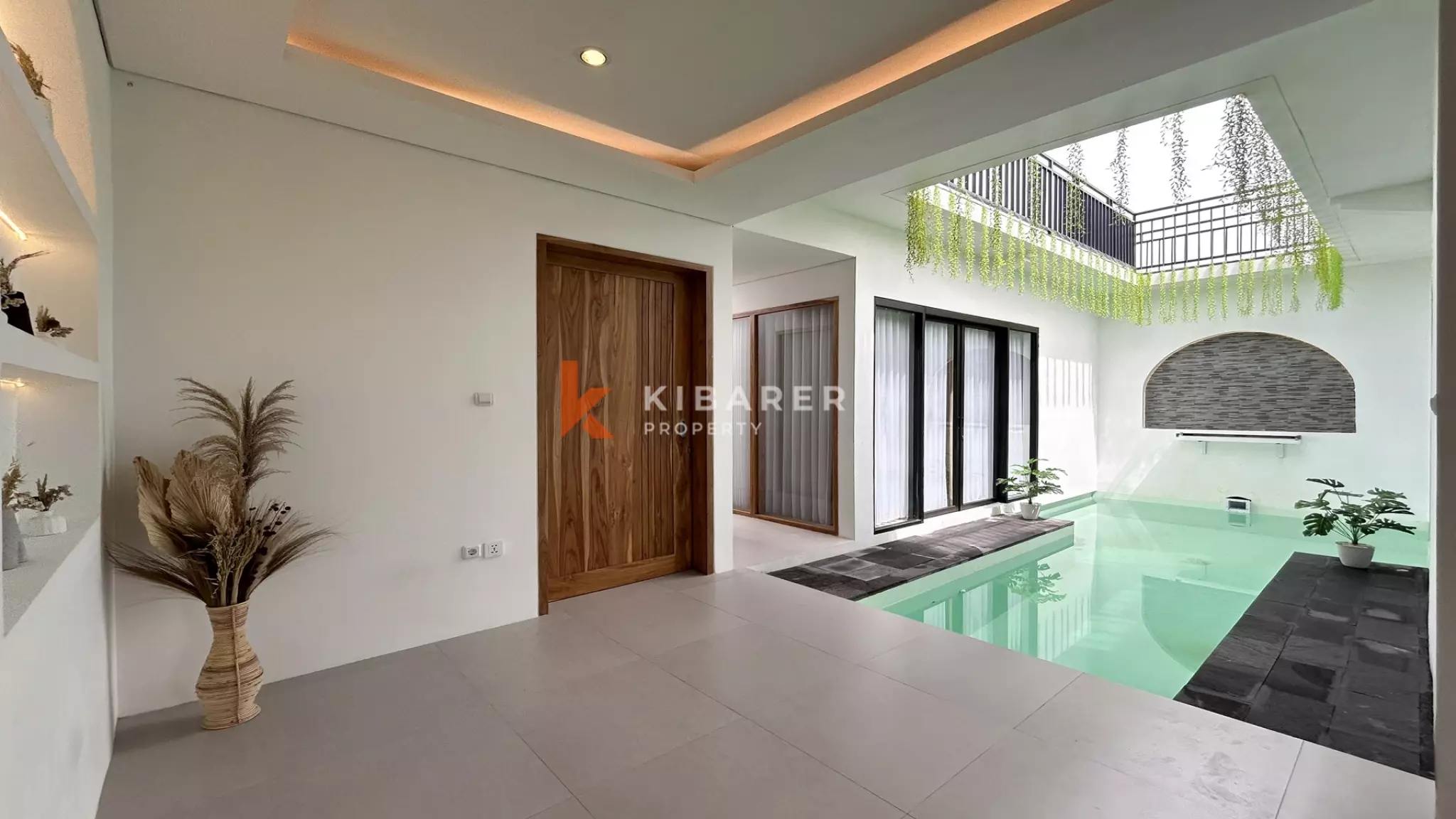 Contemporary Three-Bedroom Open Living Villa with Rooftop in Abianbase, Mengwi