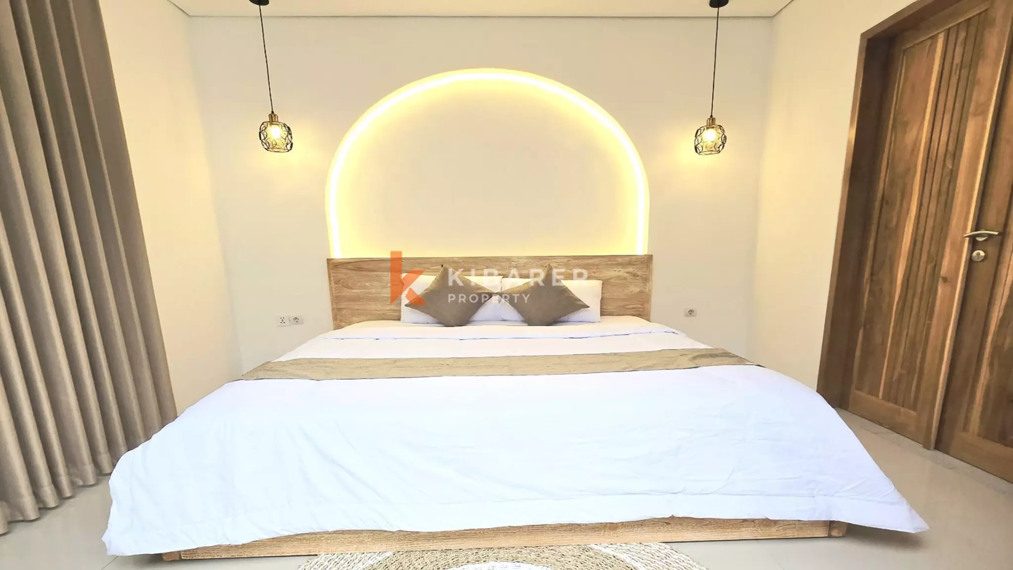 Contemporary Three-Bedroom Open Living Villa with Rooftop in Abianbase, Mengwi