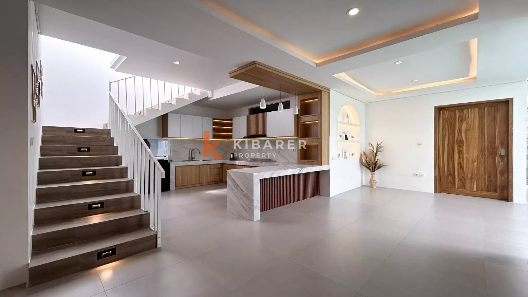 Contemporary Three-Bedroom Open Living Villa with Rooftop in Abianbase, Mengwi