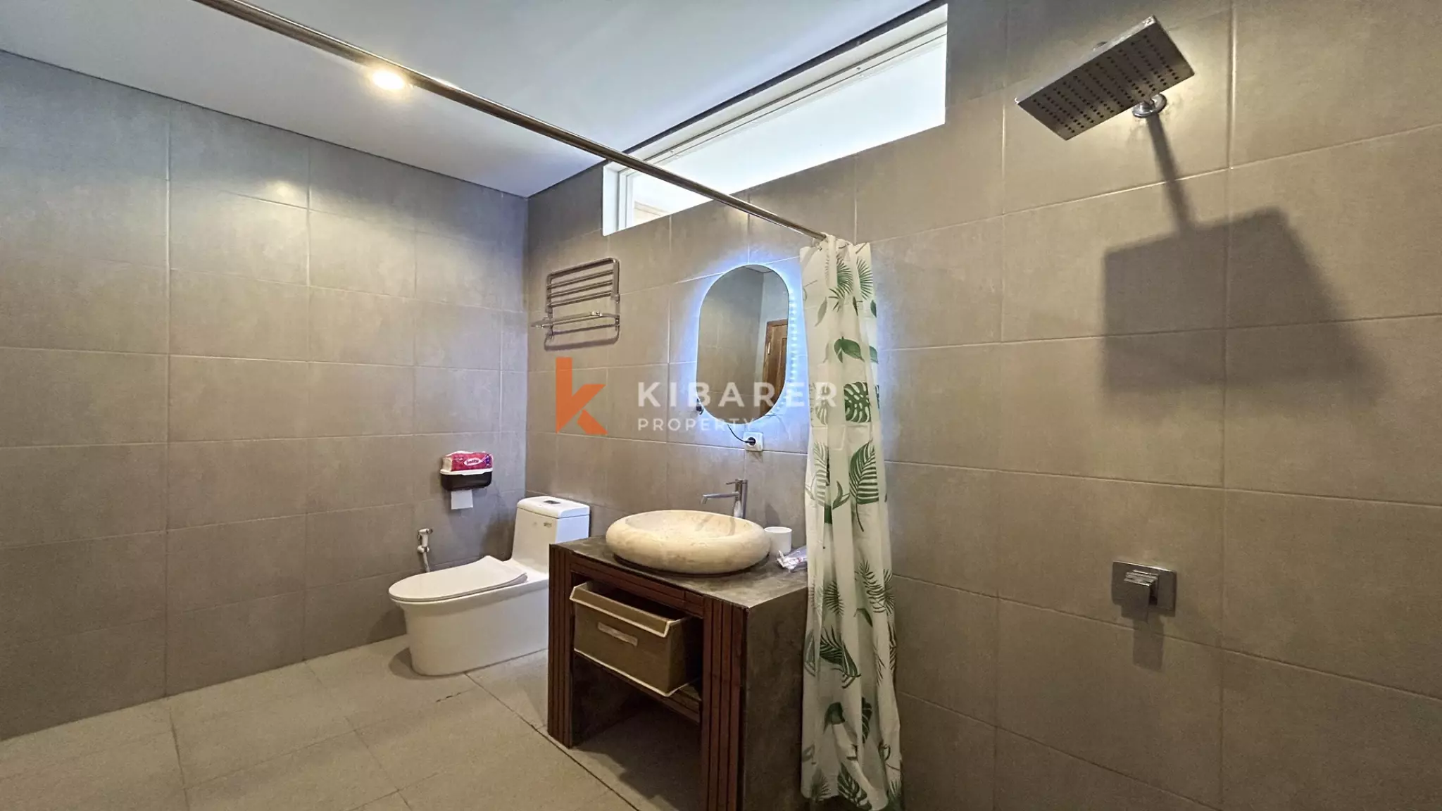 Contemporary Three-Bedroom Open Living Villa with Rooftop in Abianbase, Mengwi