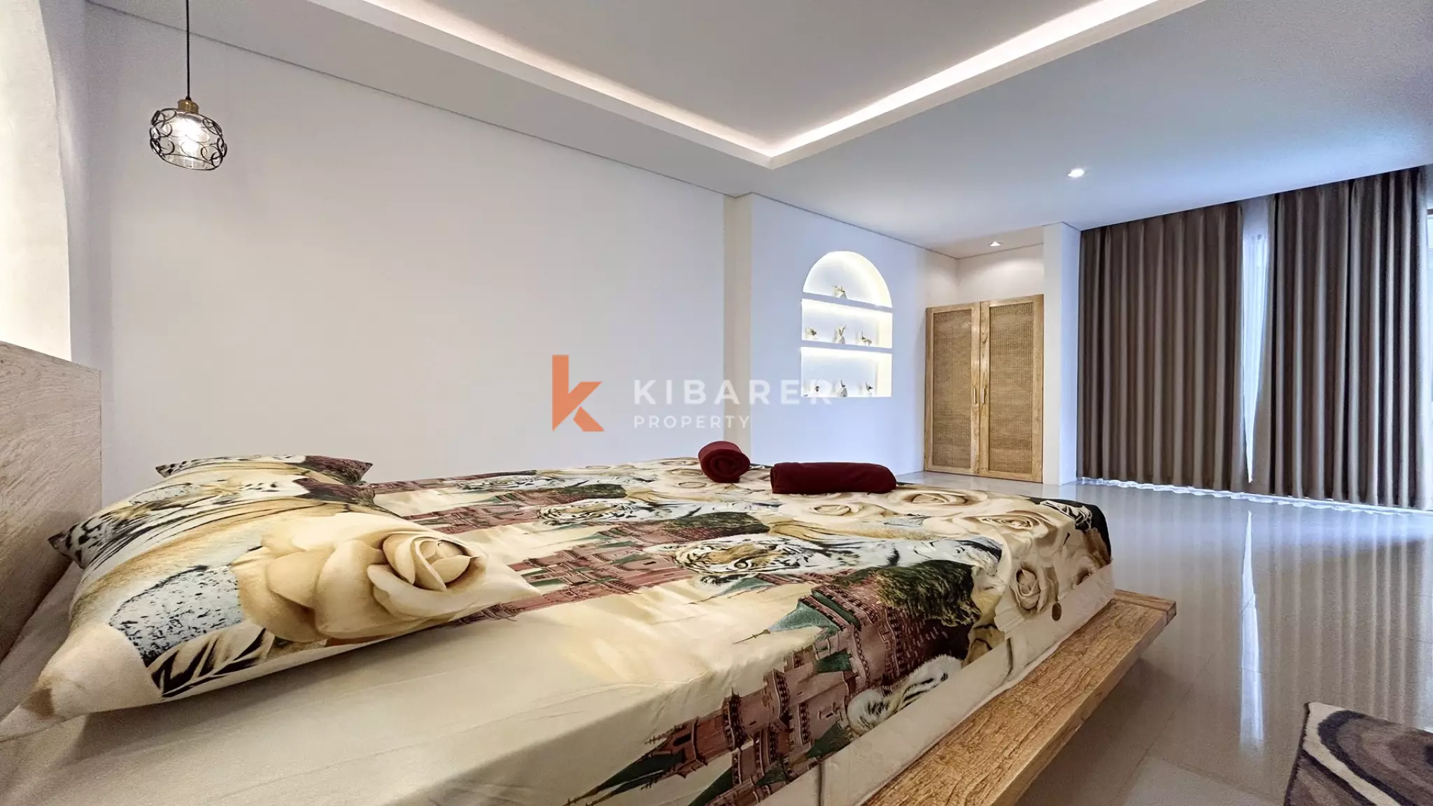 Contemporary Three-Bedroom Open Living Villa with Rooftop in Abianbase, Mengwi