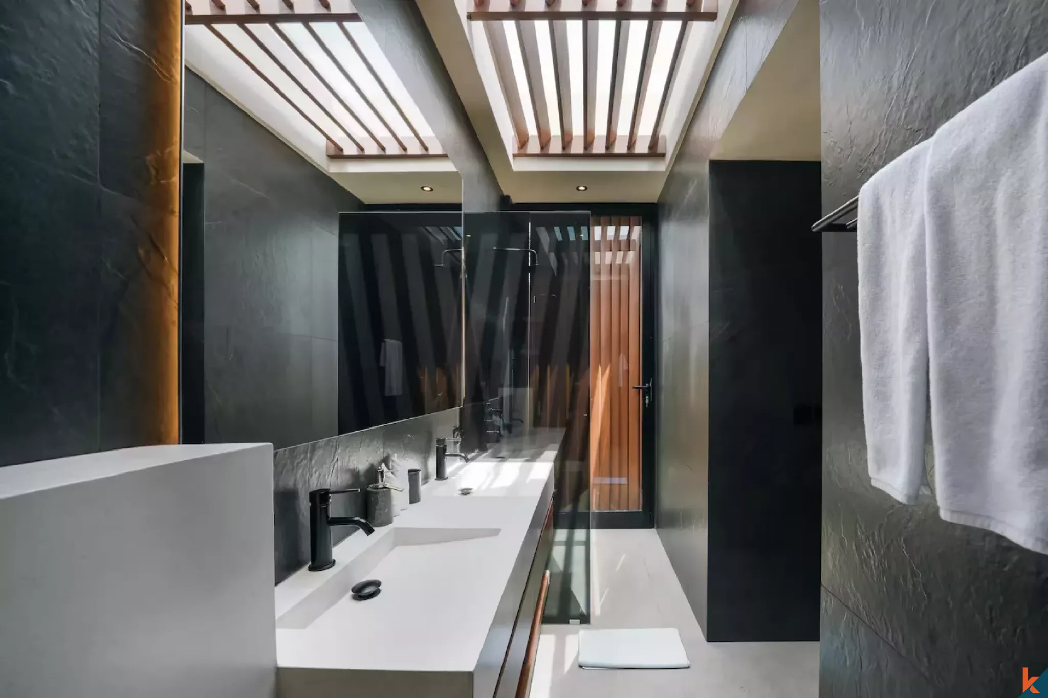 Vila sewa dua kamar tidur dengan desain modern di lokasi strategis di Umalas (Selesai pada Oktober 2025)