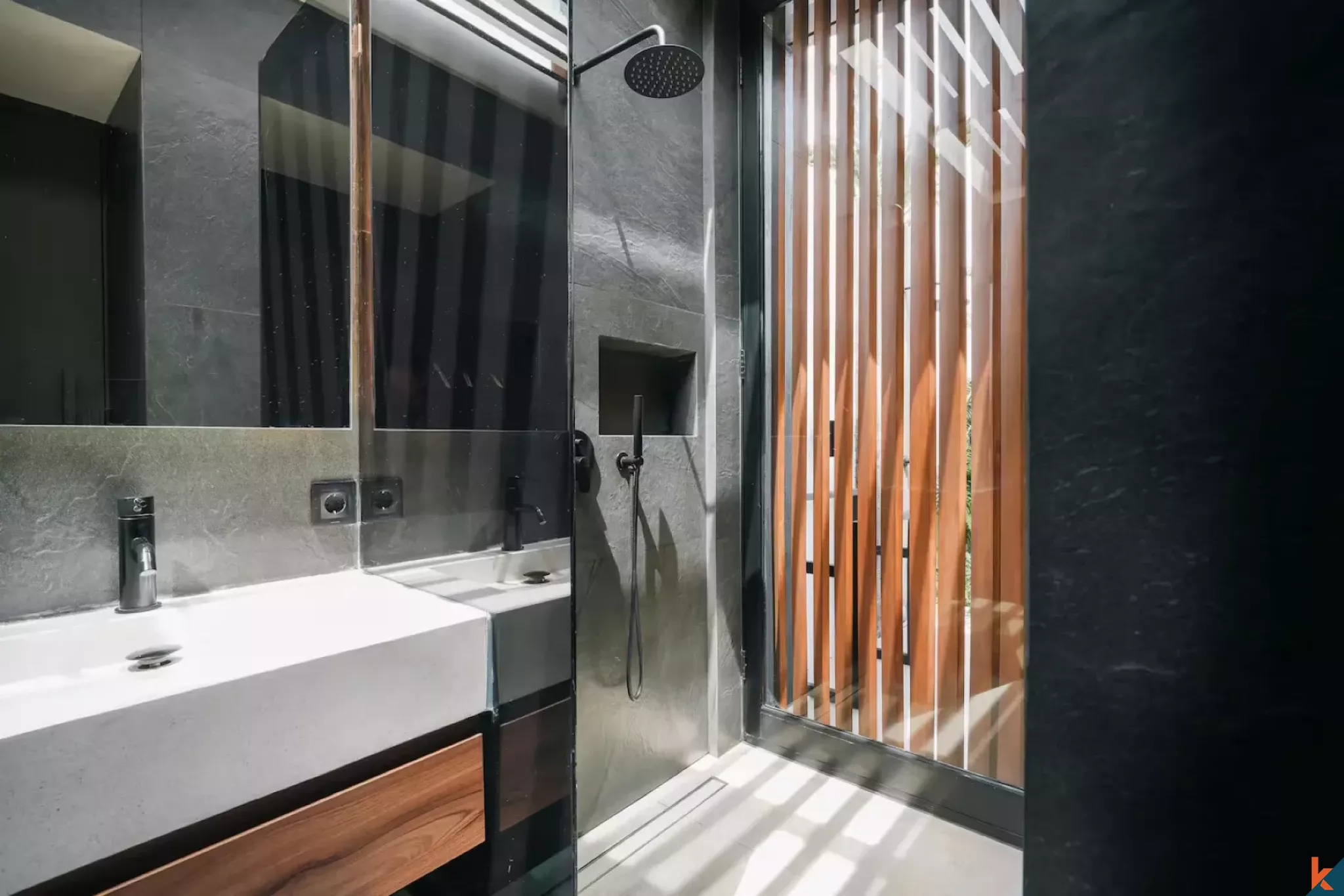 Vila sewa dua kamar tidur dengan desain modern di lokasi strategis di Umalas (Selesai pada Oktober 2025)