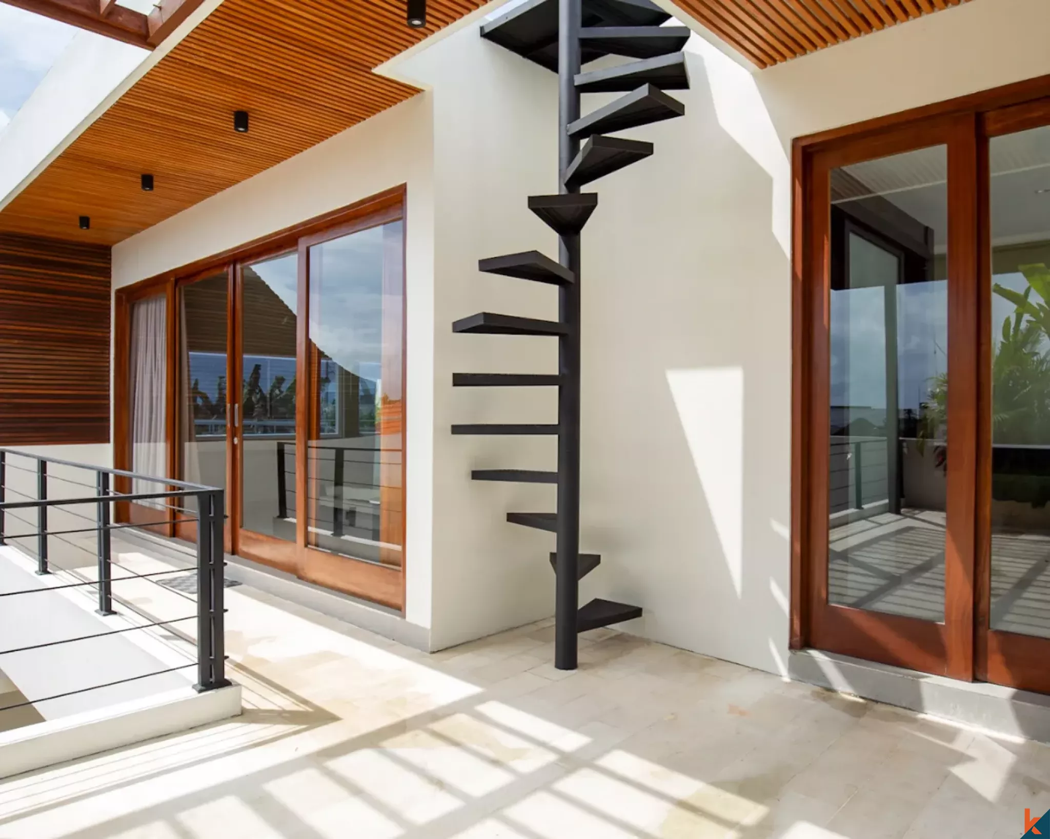 New multilevel three bedroom villa with rooftop for lease in Tumbak