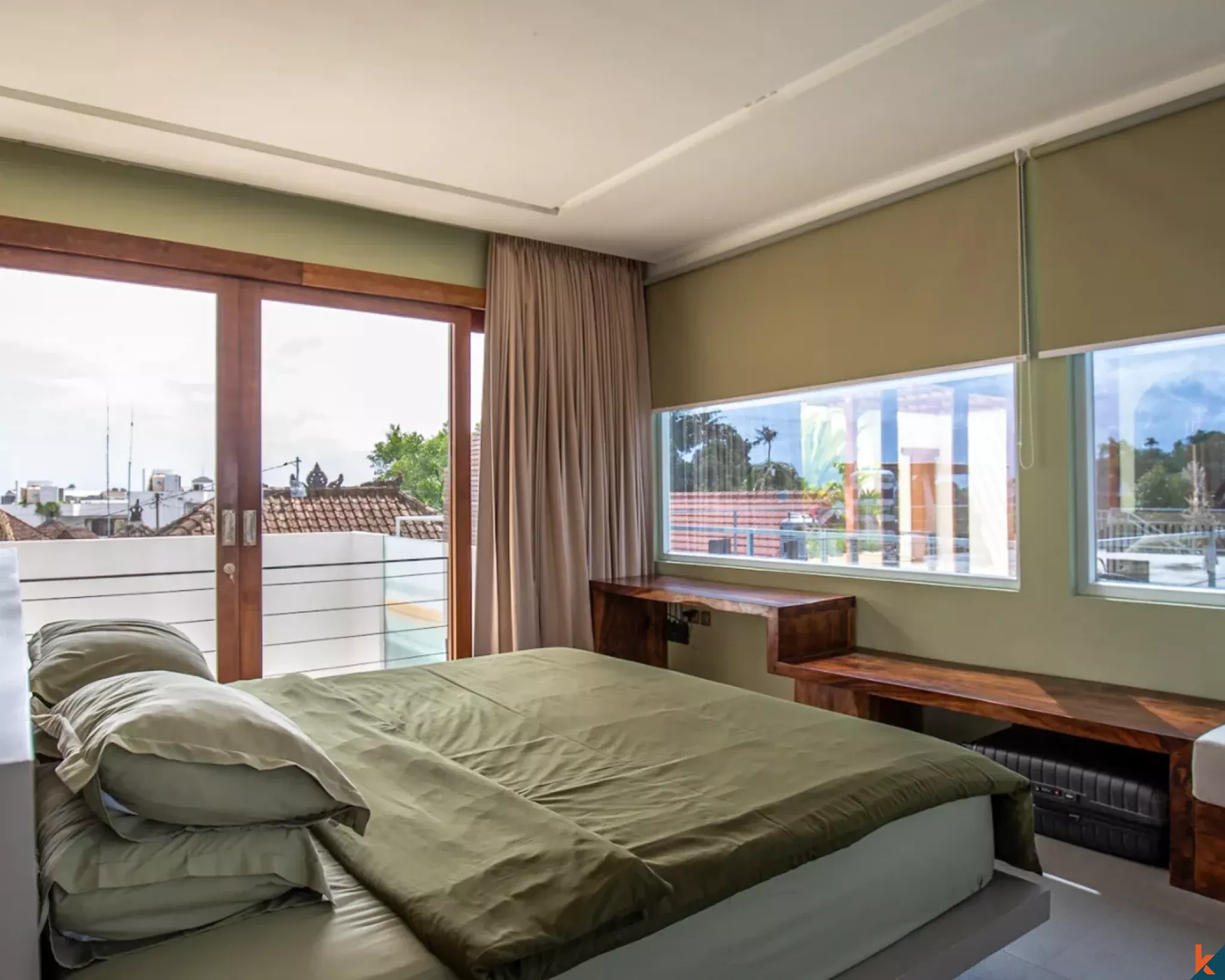 New multilevel three bedroom villa with rooftop for lease in Tumbak