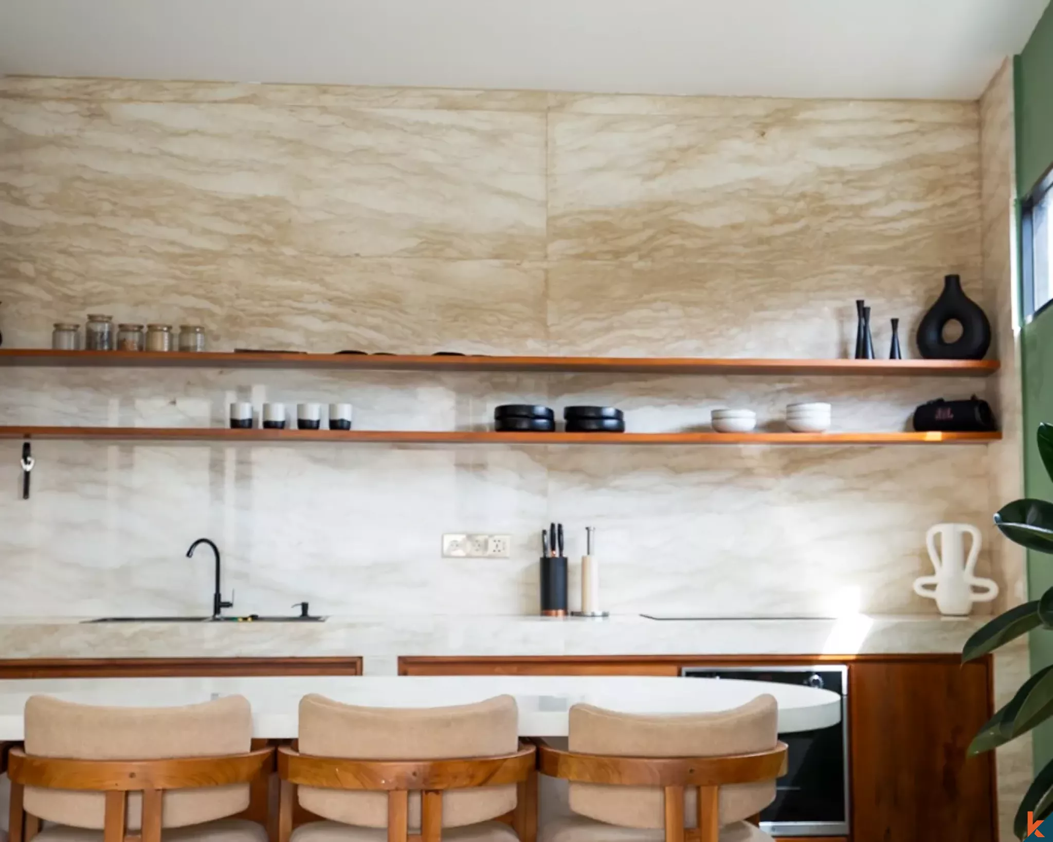 New multilevel three bedroom villa with rooftop for lease in Tumbak