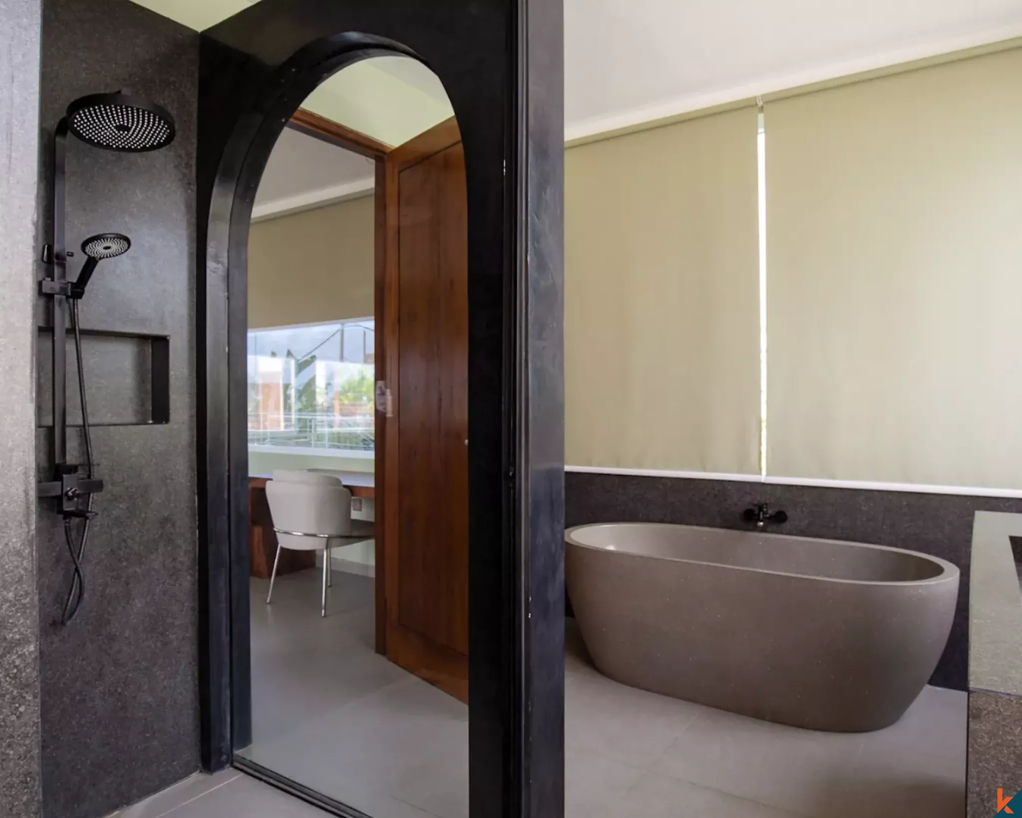 New multilevel three bedroom villa with rooftop for lease in Tumbak