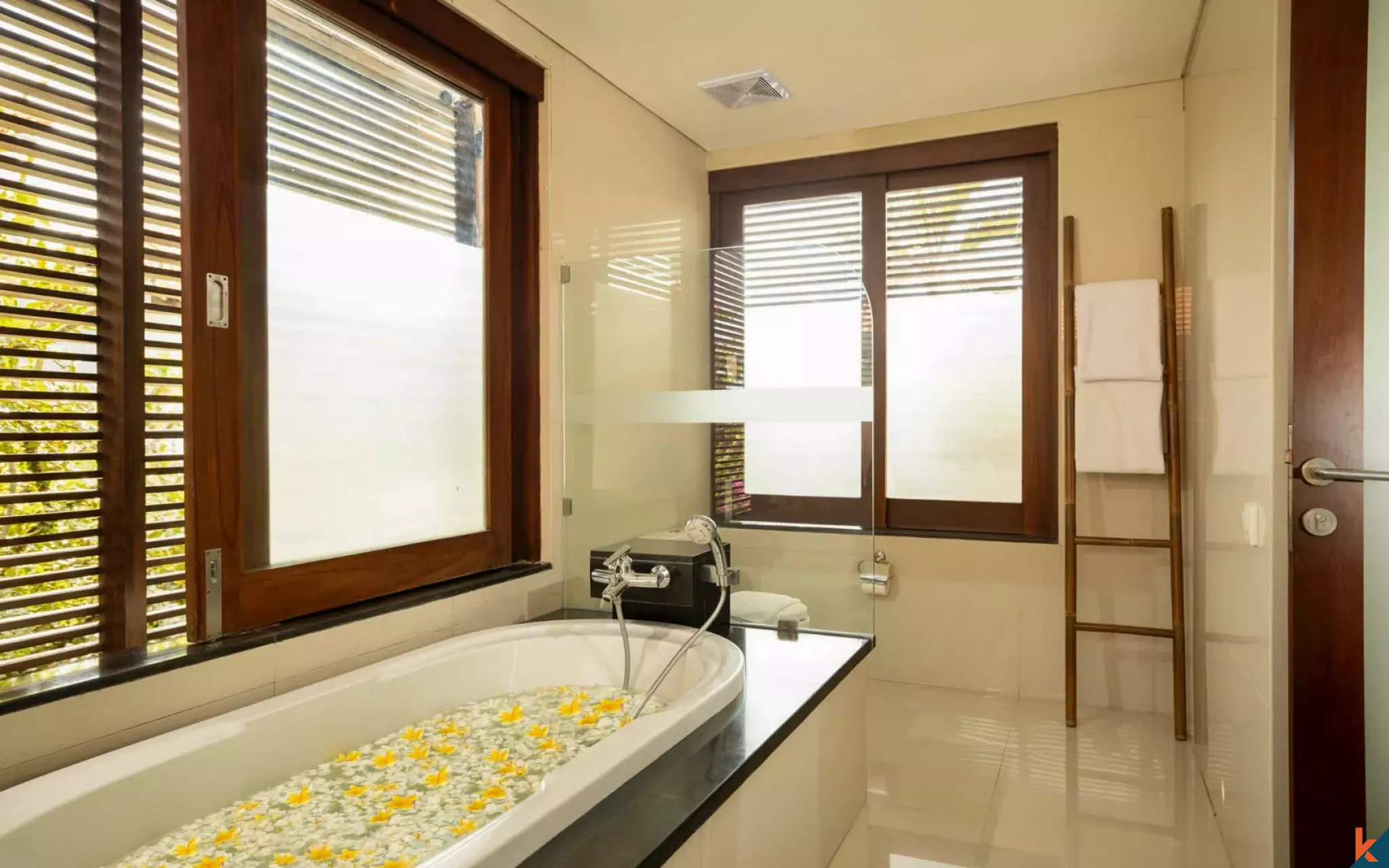 Charming three bedroom freehold property for sale in Berawa