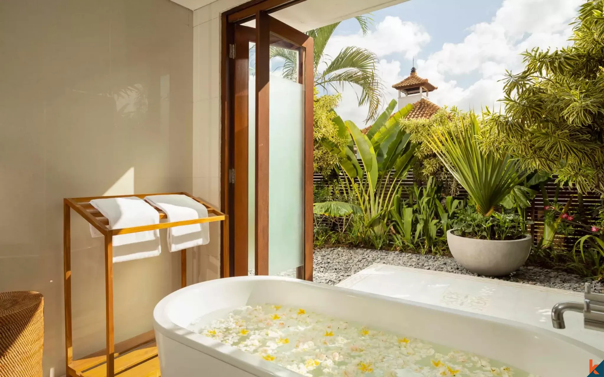 Charming three bedroom freehold property for sale in Berawa