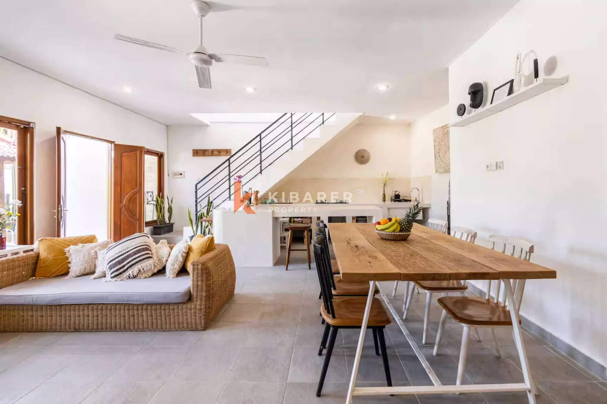 Villa de deux étages à Canggu, trois chambres, avec toit-terrasse