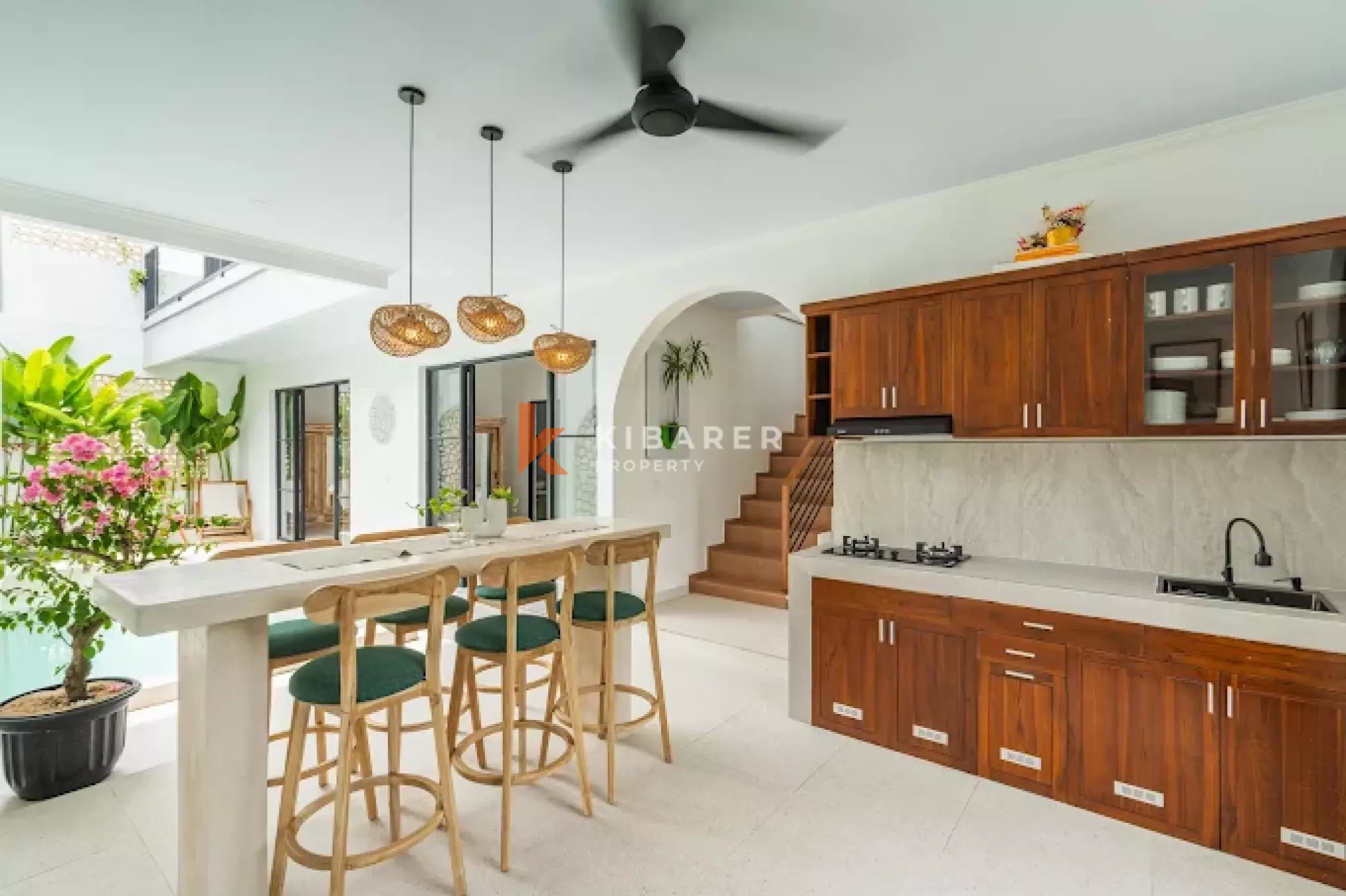 Spacious Four-Bedroom Villa in a Peaceful Tumbak Bayuh Area