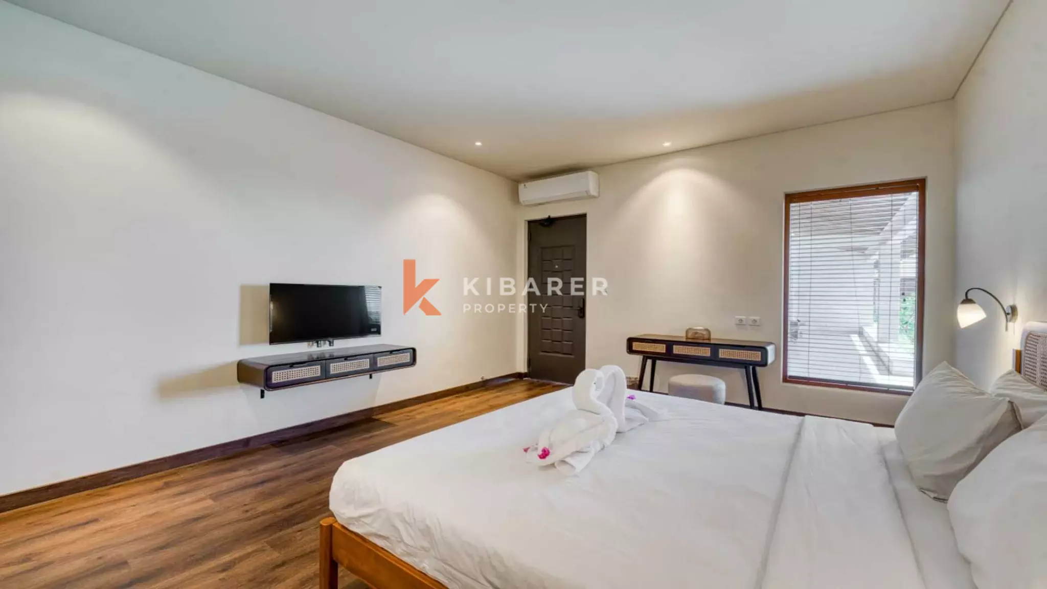 Panoramic Ocean View Three-Bedroom Open Living Villa with Private Pool in Ungasan