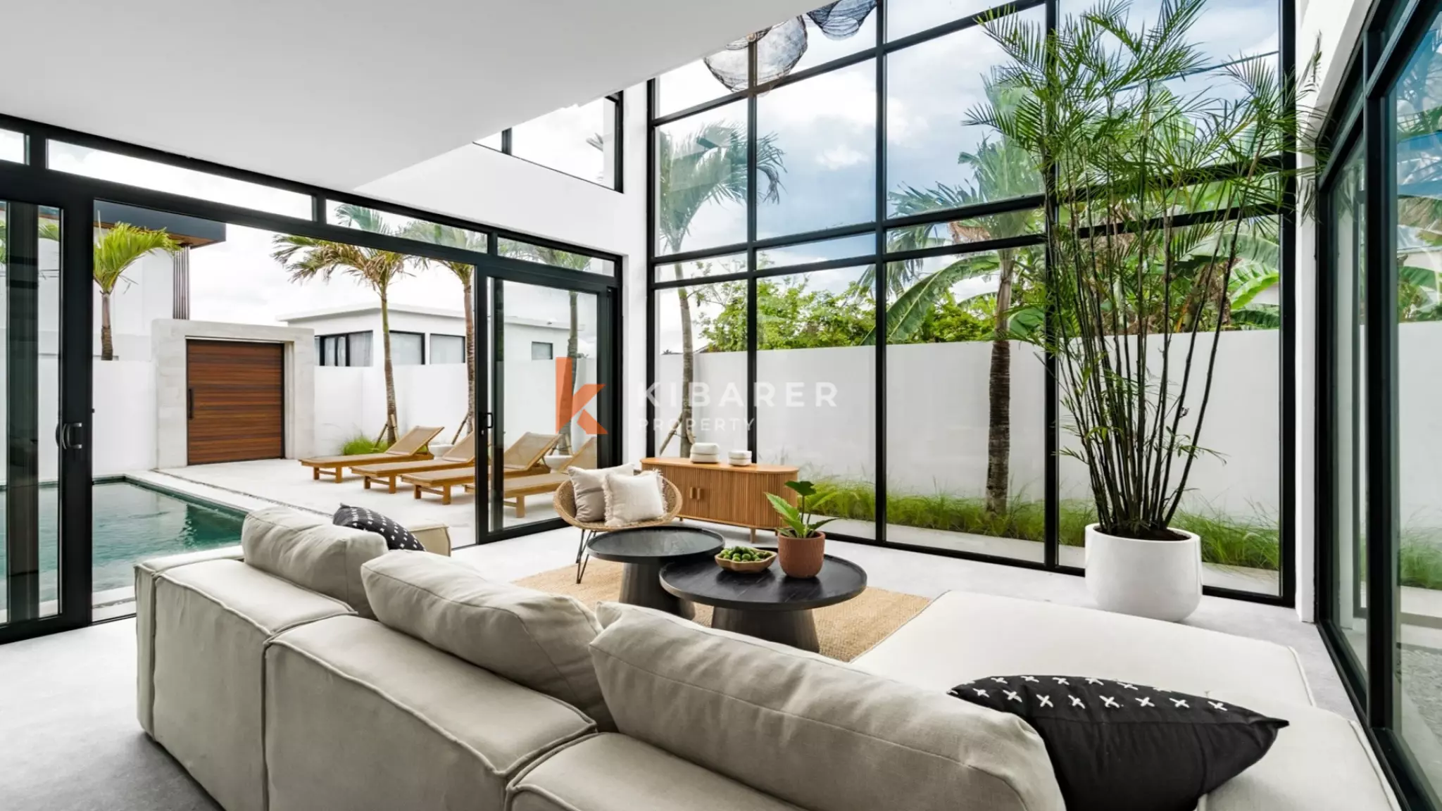 Massive Four-Bedroom Luxury Villa in Prime Umalas – Bumbak