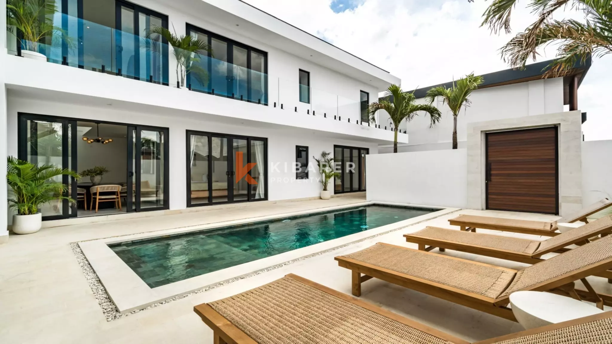 Massive Four-Bedroom Luxury Villa in Prime Umalas – Bumbak