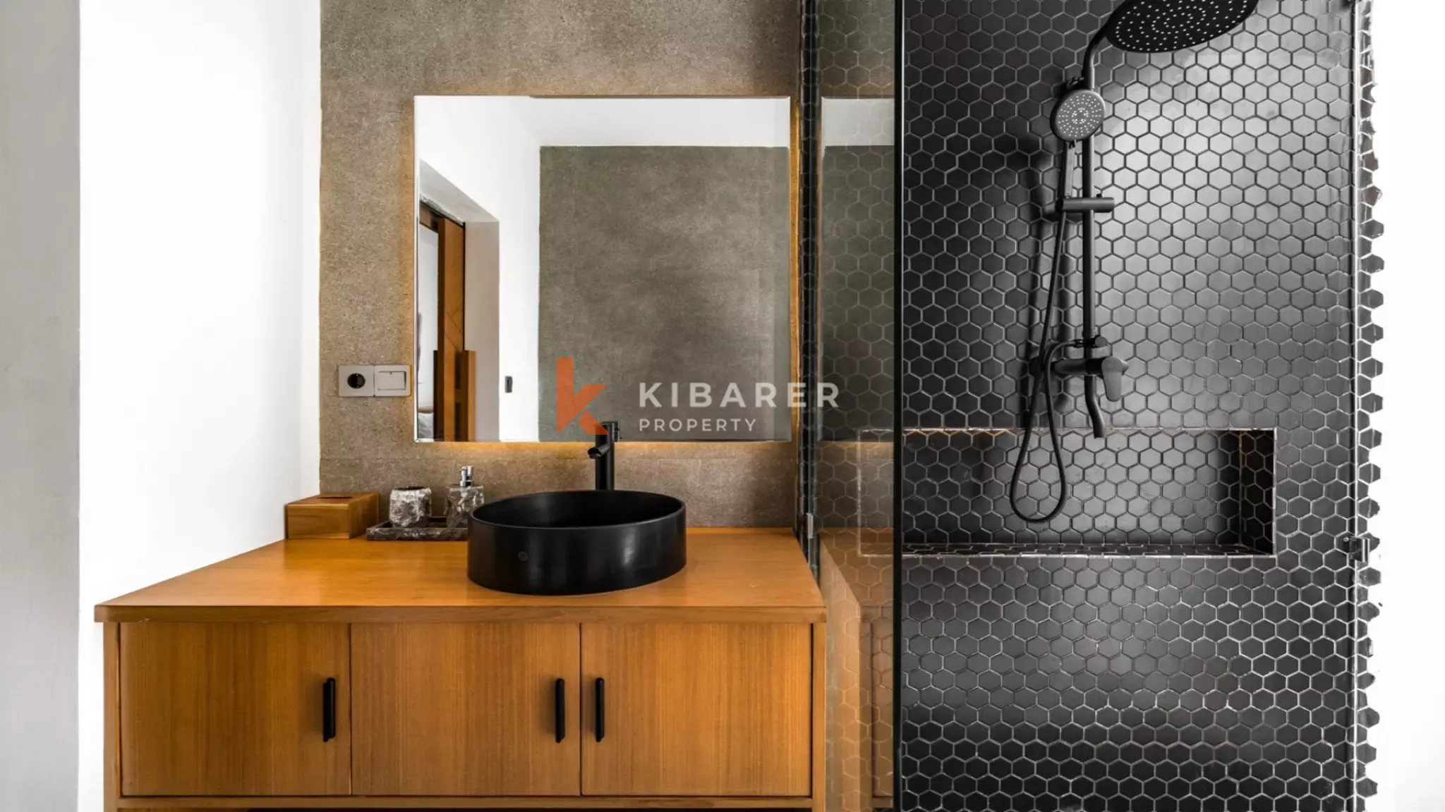 Massive Four-Bedroom Luxury Villa in Prime Umalas – Bumbak