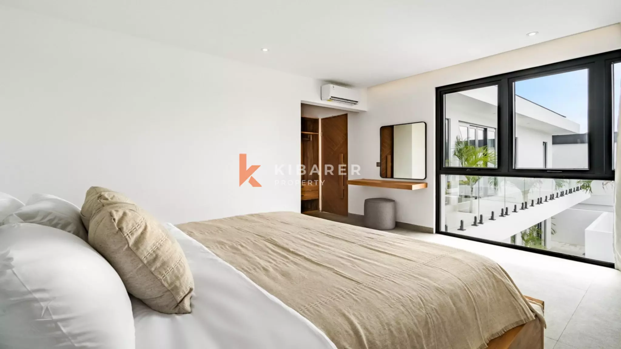 Massive Four-Bedroom Luxury Villa in Prime Umalas – Bumbak