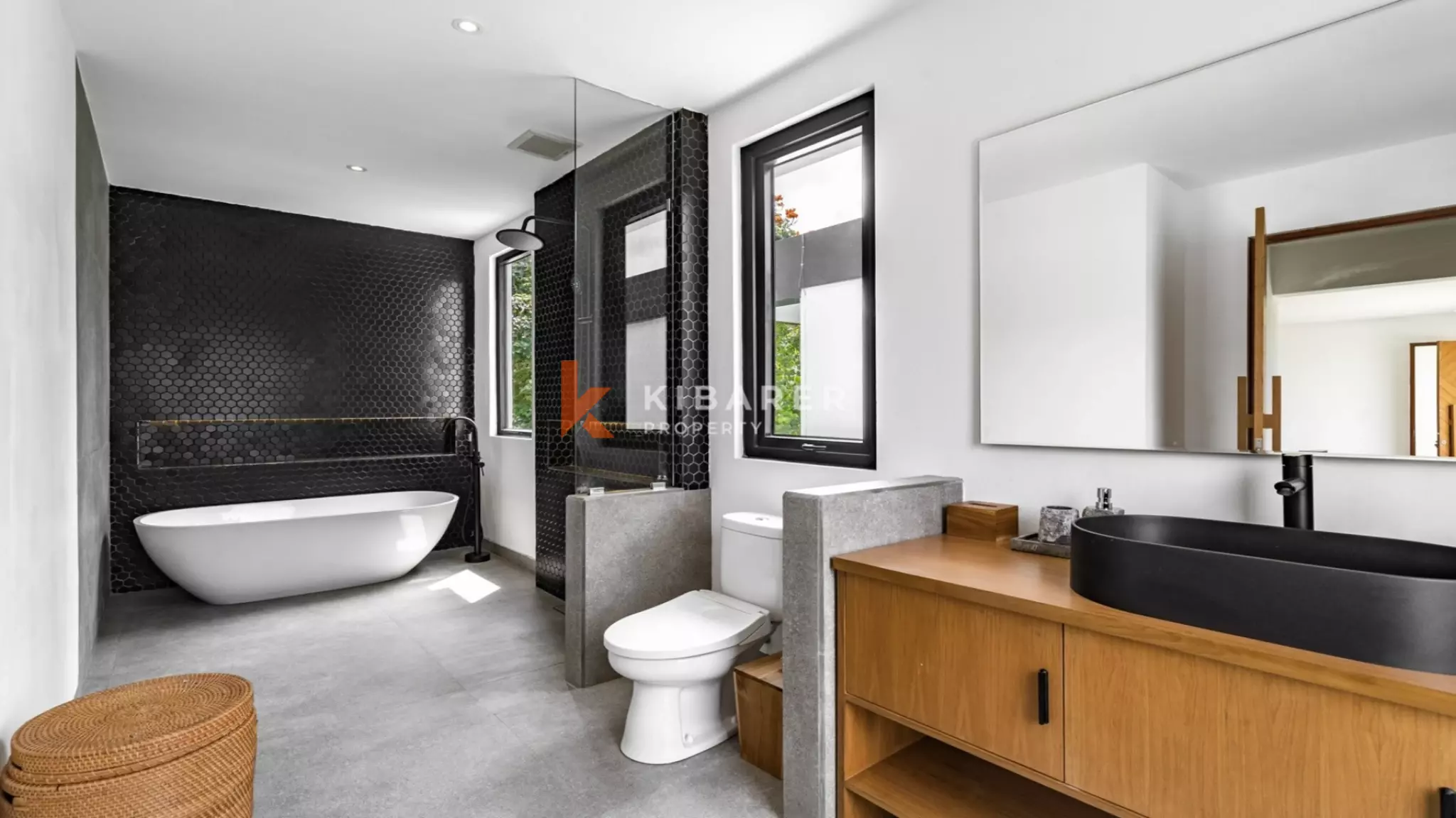 Massive Four-Bedroom Luxury Villa in Prime Umalas – Bumbak