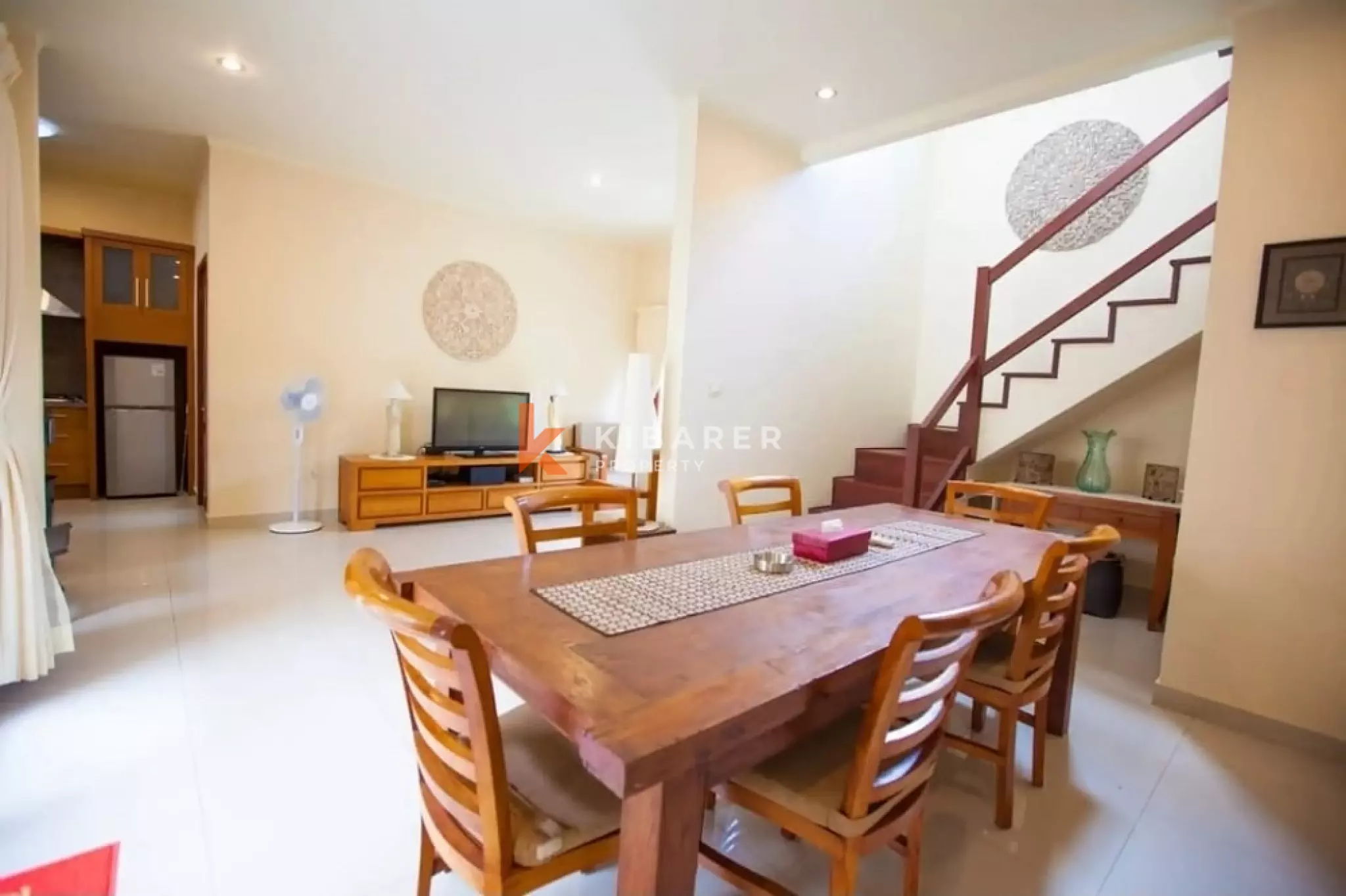 Urban Balinese Three-Bedrooms Enclosed Villa in Seminyak