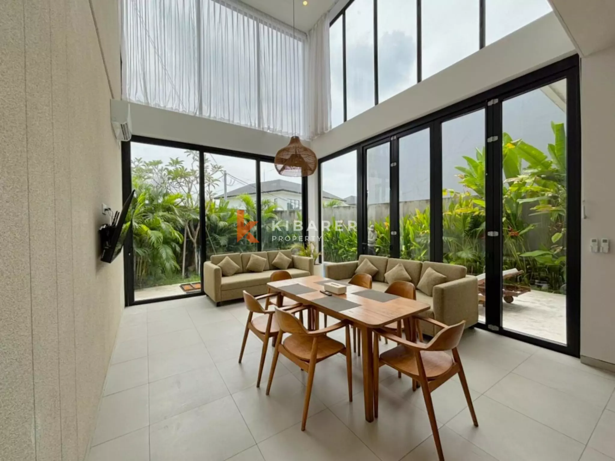A Timeless Three Bedroom Villa in Tumbak Bayuh